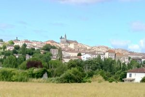 Alquiler Vacacional - 13th Century Townhome