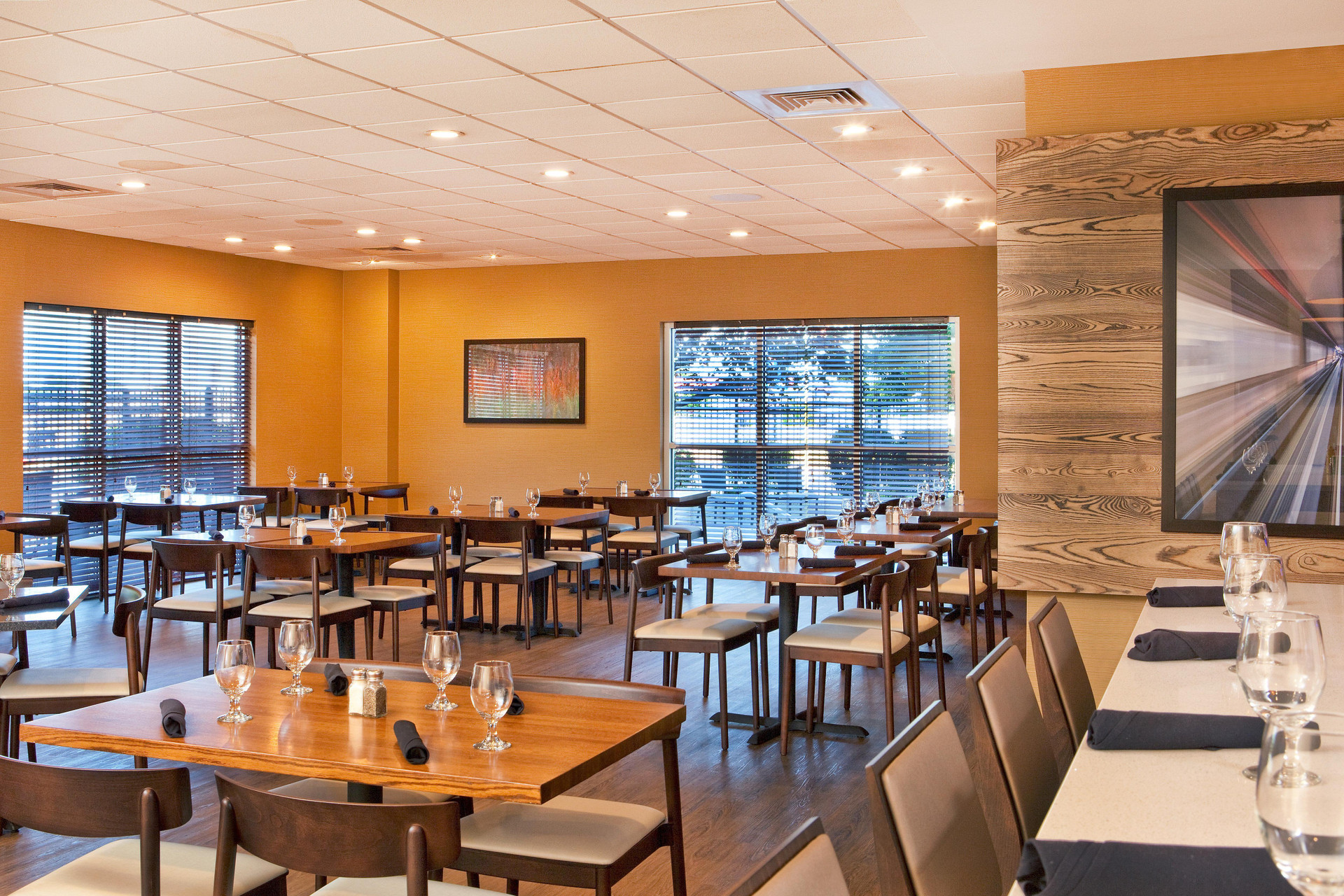 Restaurant Holiday Inn Presidential Little Rock Downtown by IHG