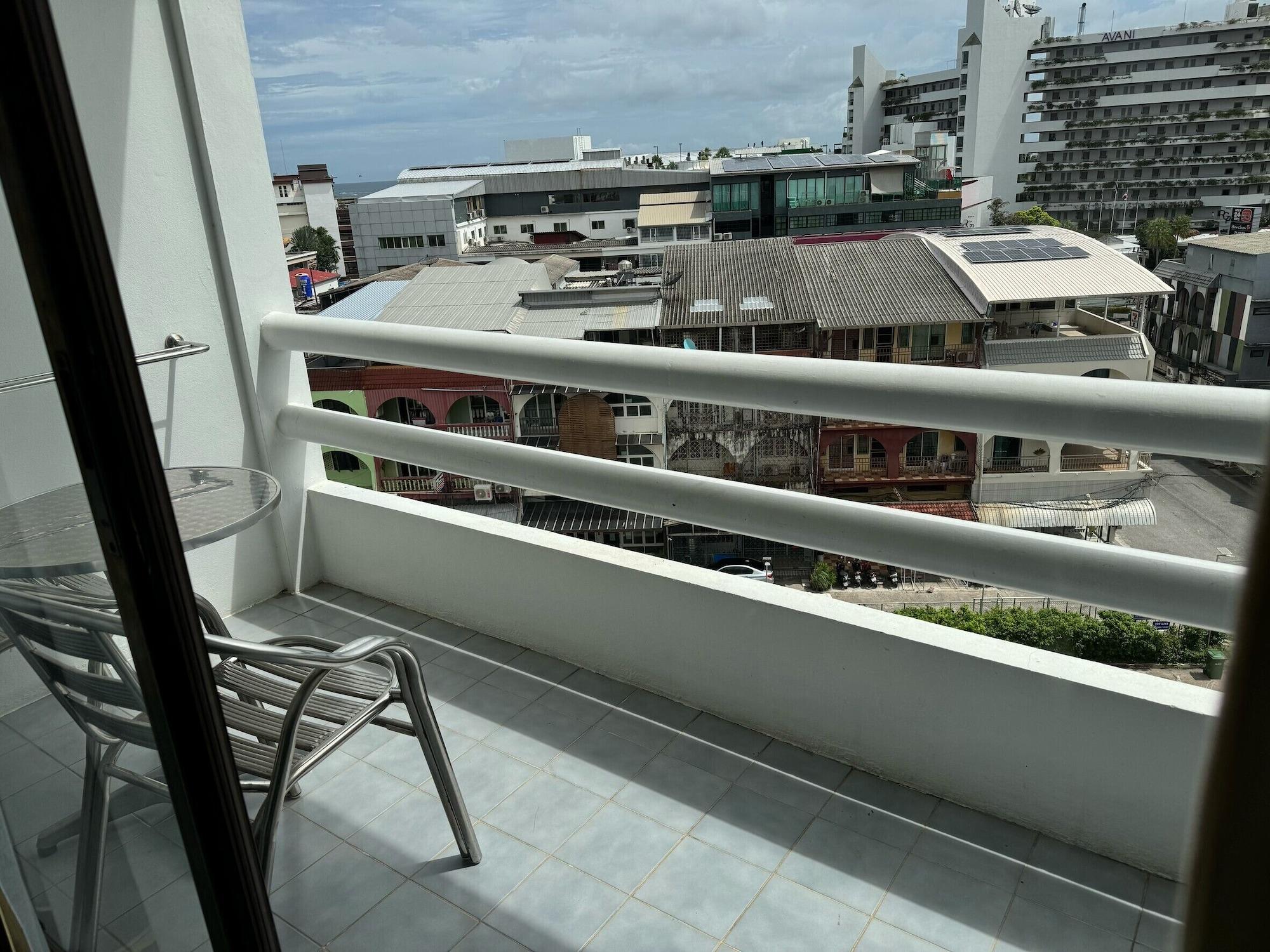 Vista Exterior Royal Palace Hotel Pattaya