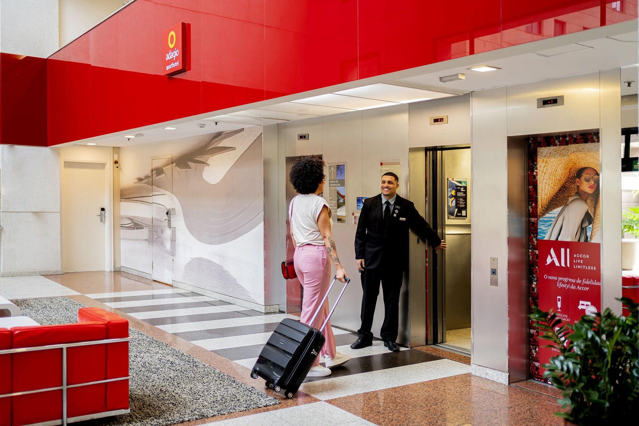 Vista Lobby Mercure Sao Paulo Moema Times Square