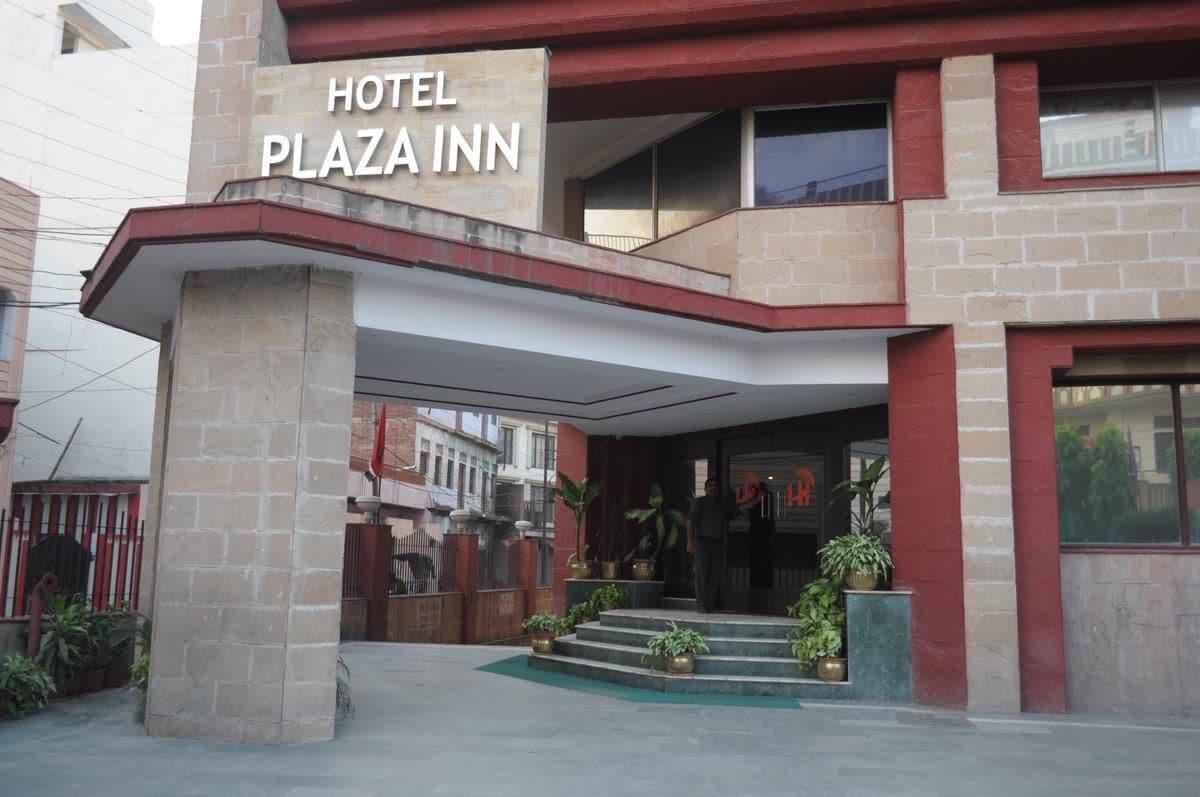 Vista Exterior Hotel Plaza inn