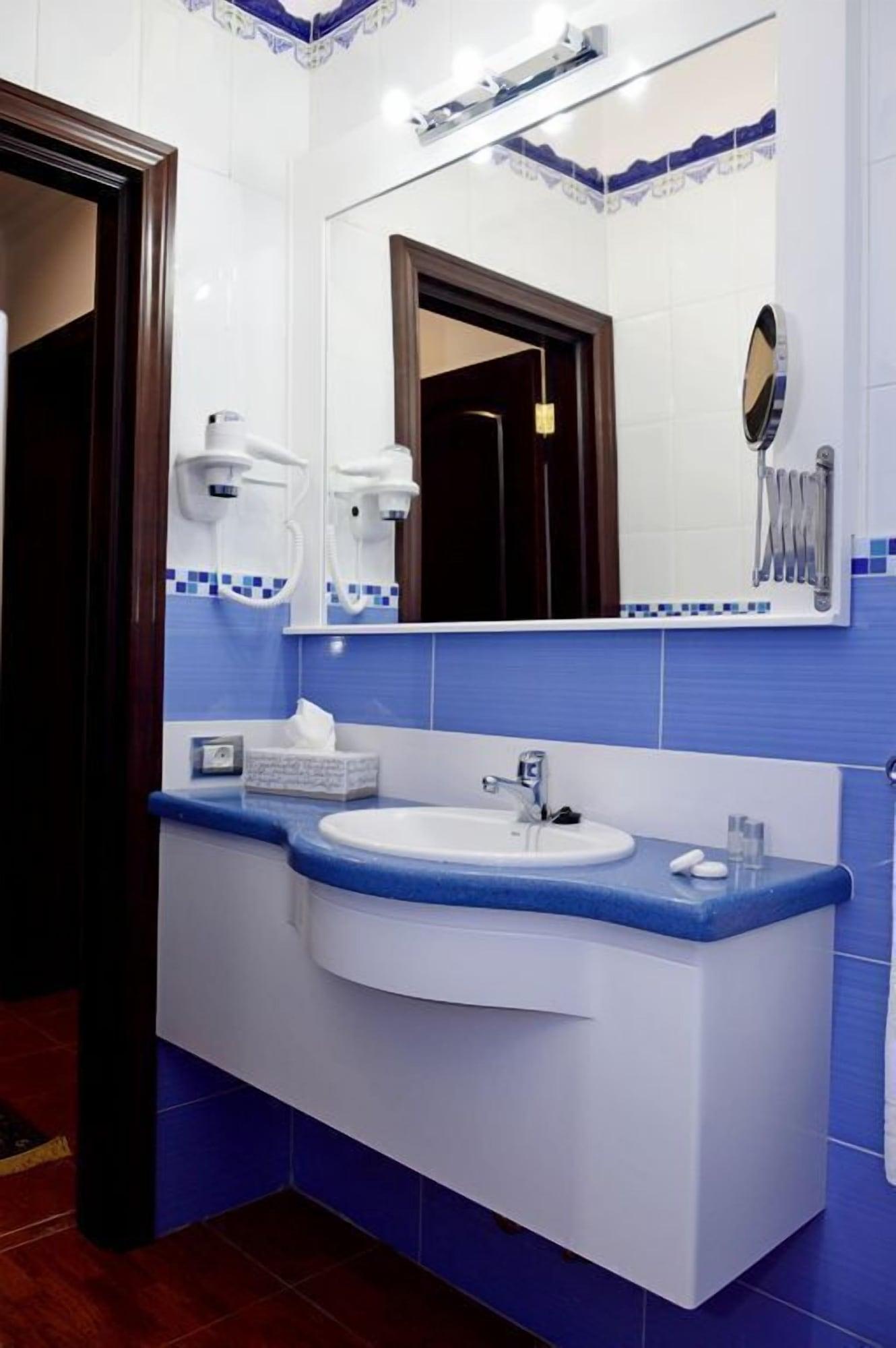 Equipamiento de Habitación Hotel Drago San Antonio