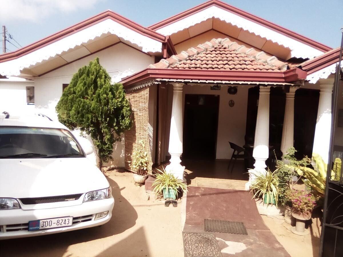 Vista Exterior Lakshmi Family Villa