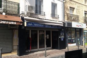 Alojamiento - Mauguio Center Hôtel