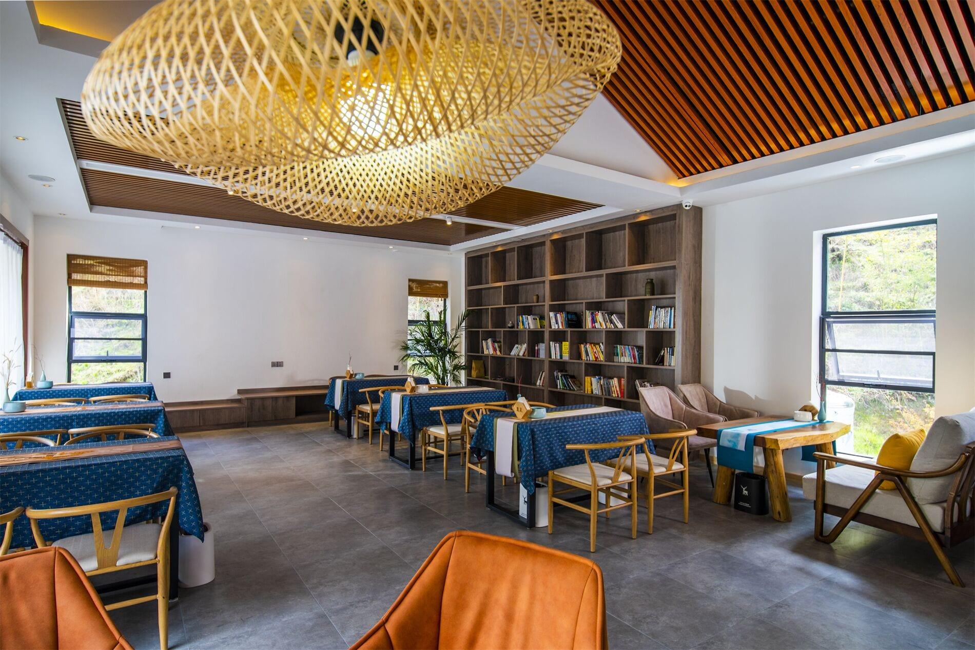 Vista Lobby Lixia Hotel