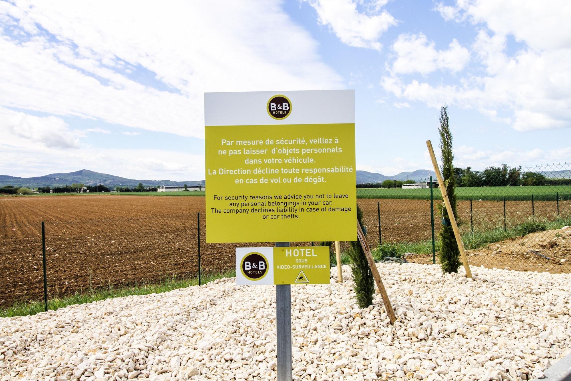 Vista Exterior B&B HOTEL MONTELIMAR Sud