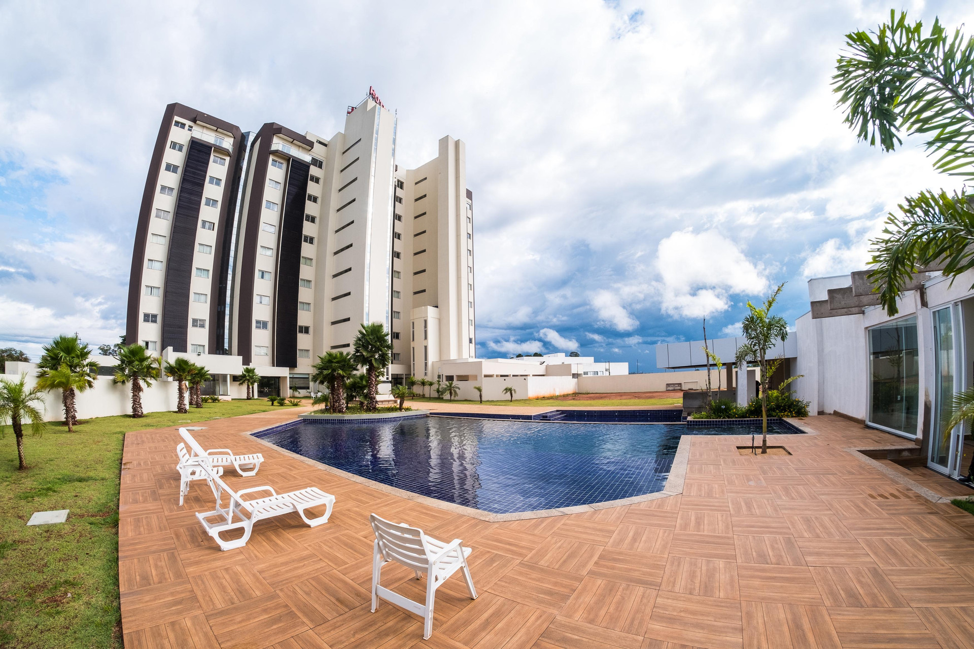 Vista Piscina HD Park Hotel