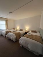 Alojamiento - Hotel Capitan Eberhard