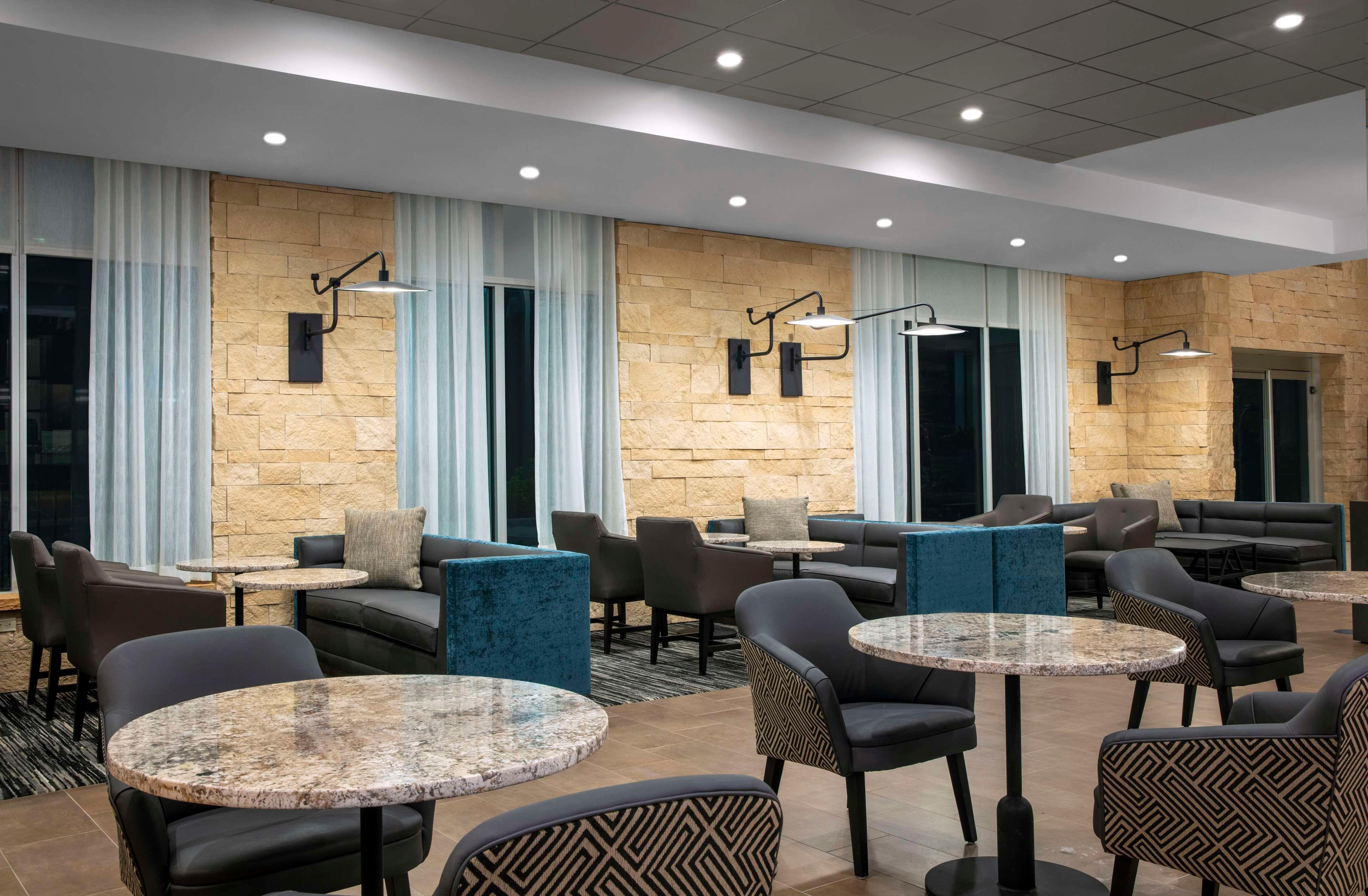 Vista Lobby Hyatt Place Titusville / Kennedy Space Center