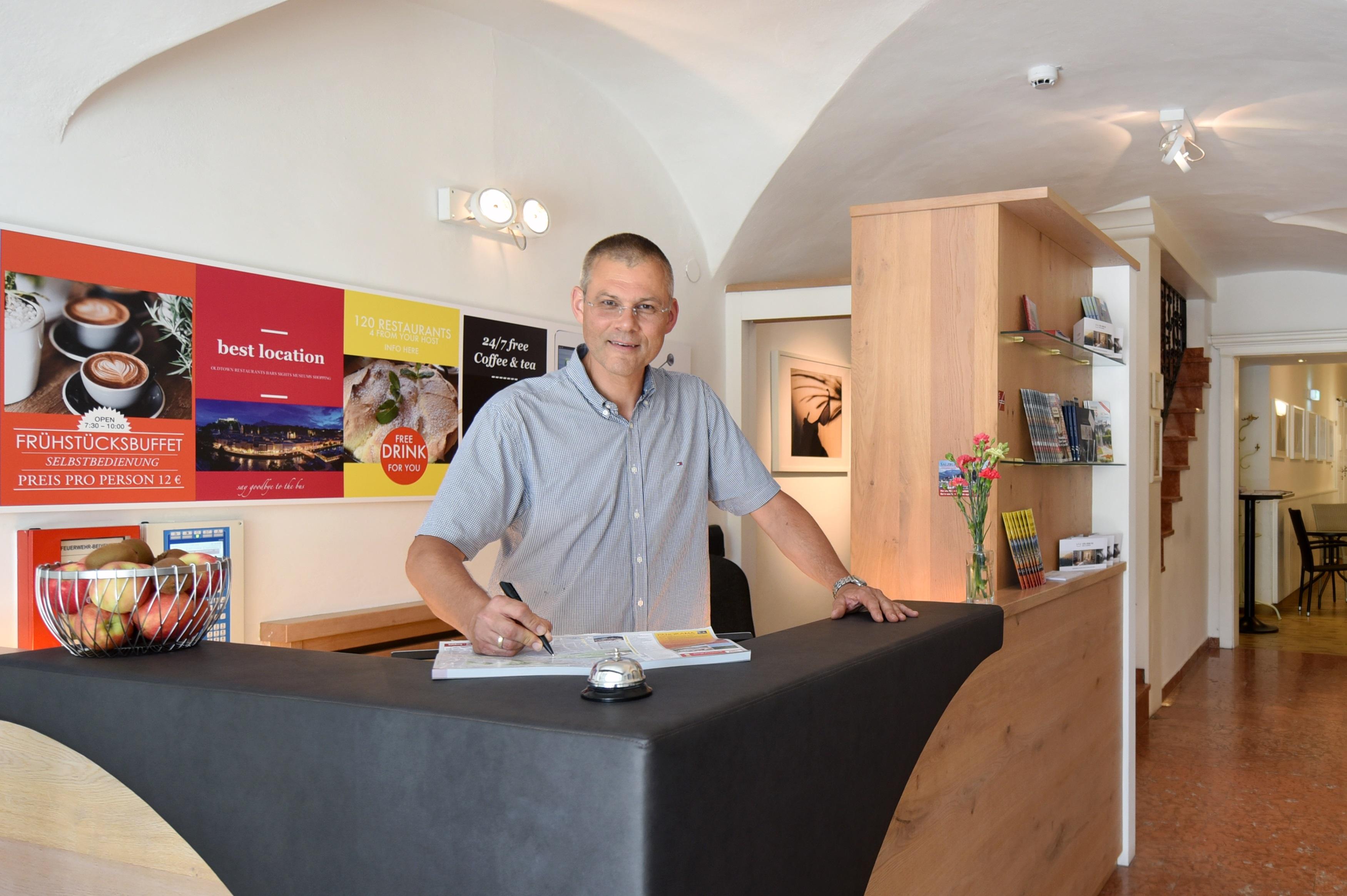 Vista Lobby Hotel Krone 1512