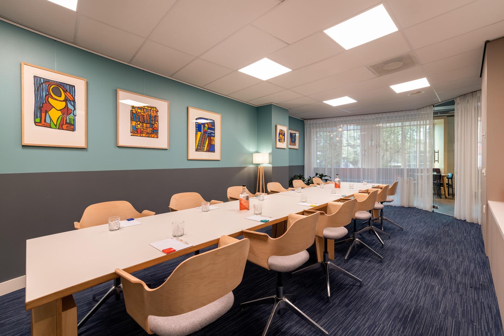 Sala de Reuniones Stayokay Utrecht Centrum - Hostel