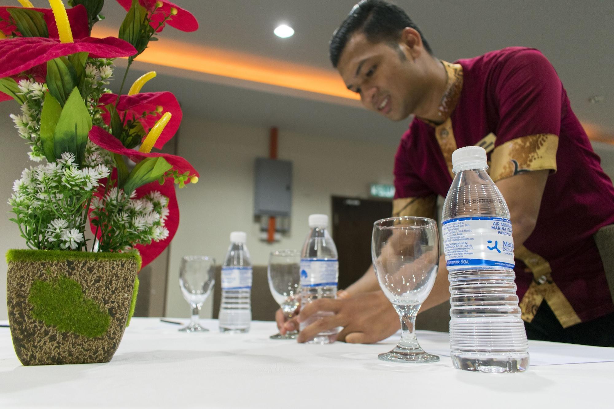 Centro de Negocios Marina Island Pangkor Resort & Hotel