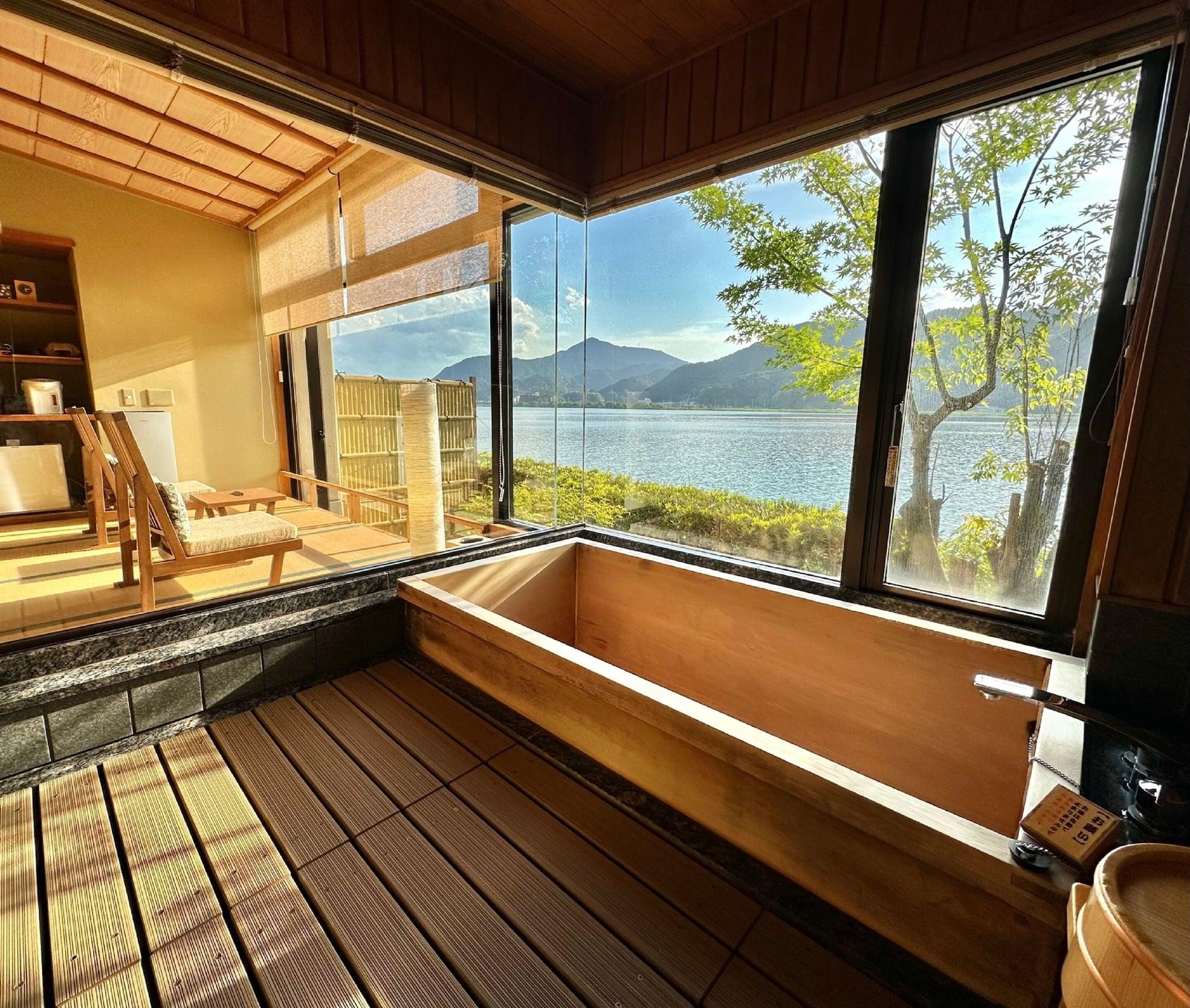 Equipamiento de Habitación Ginka