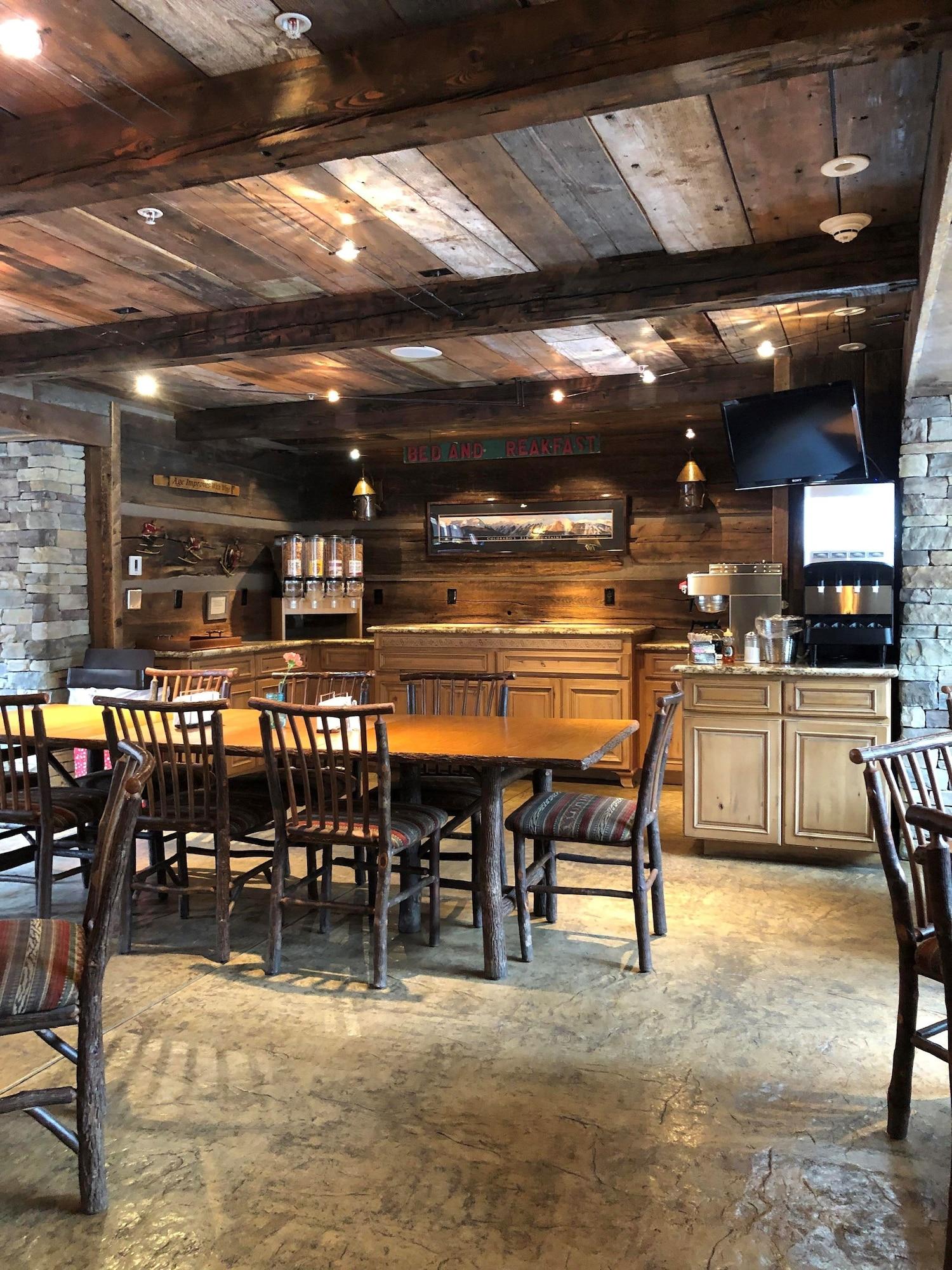 Bar/Salón Annabelle Inn