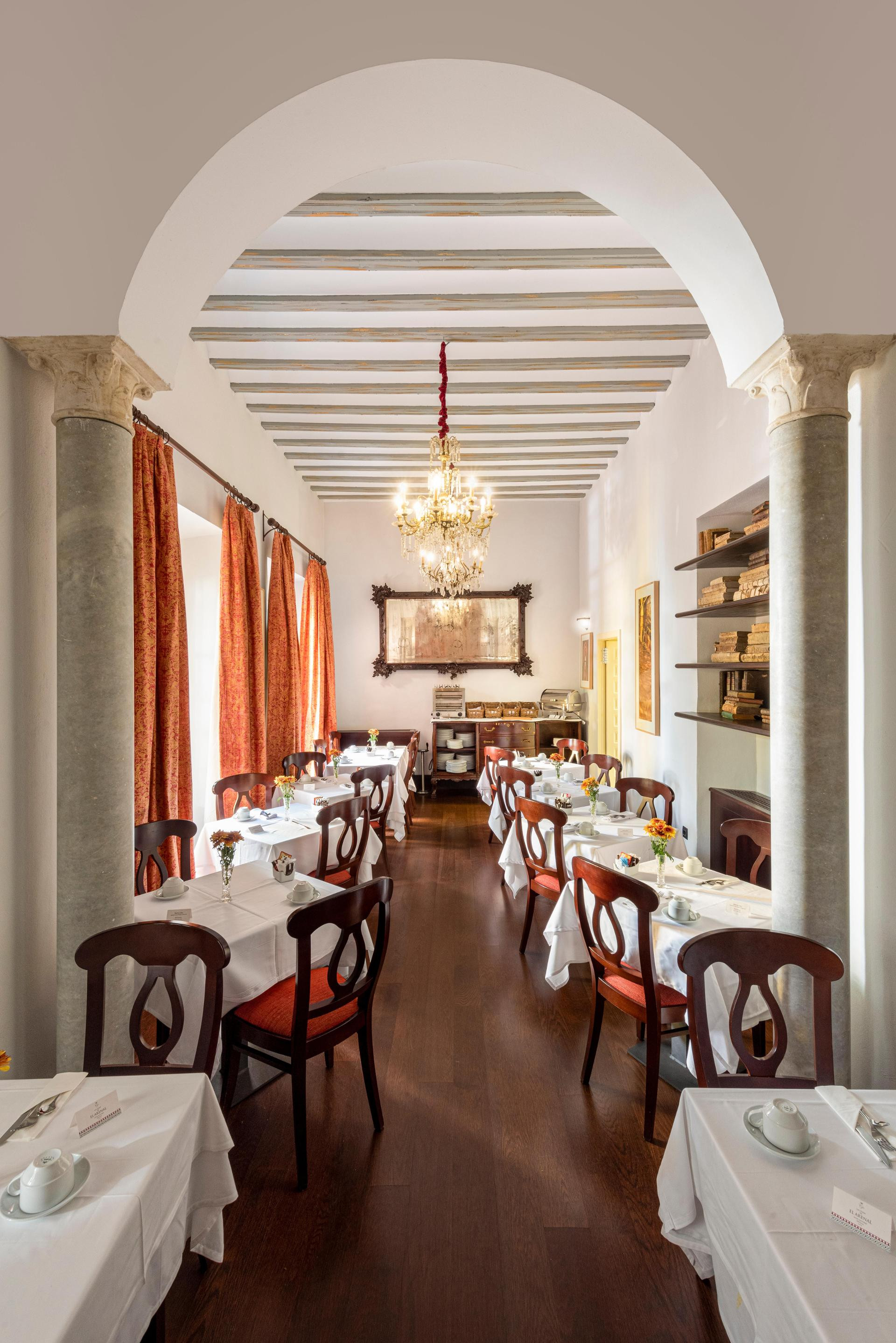 Restaurant Hotel Las Casas de El Arenal by Casas y Palacios