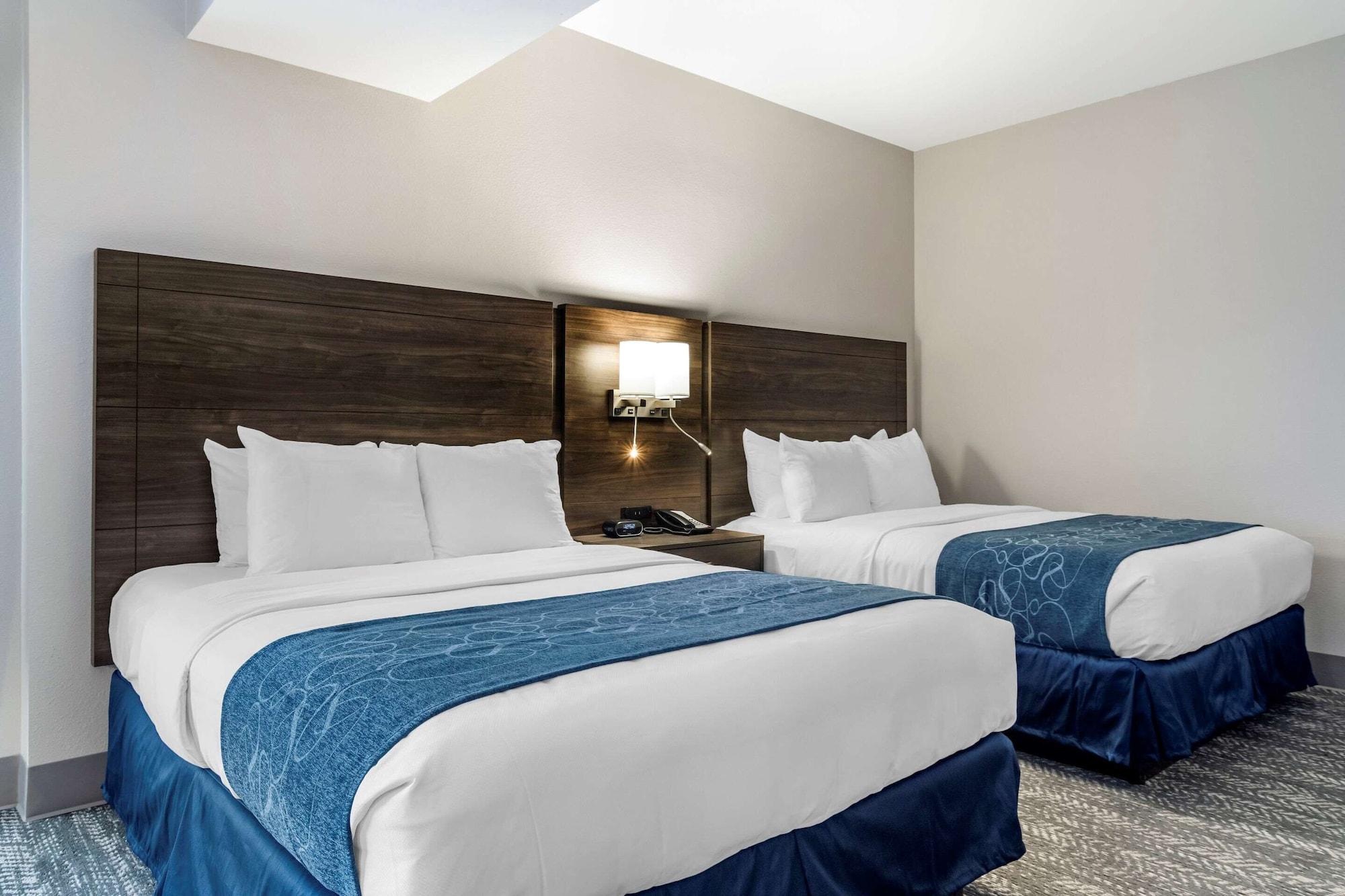Habitación Comfort Suites McDonough Atlanta South