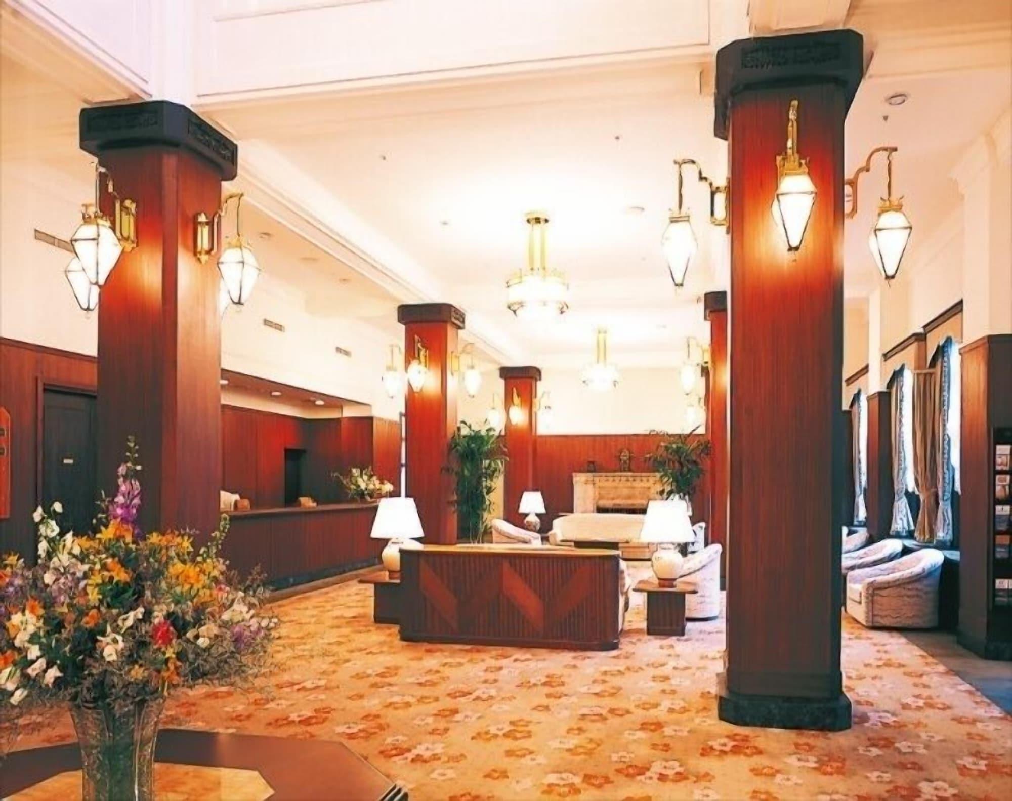 Vista Lobby Gamagori Classic Hotel