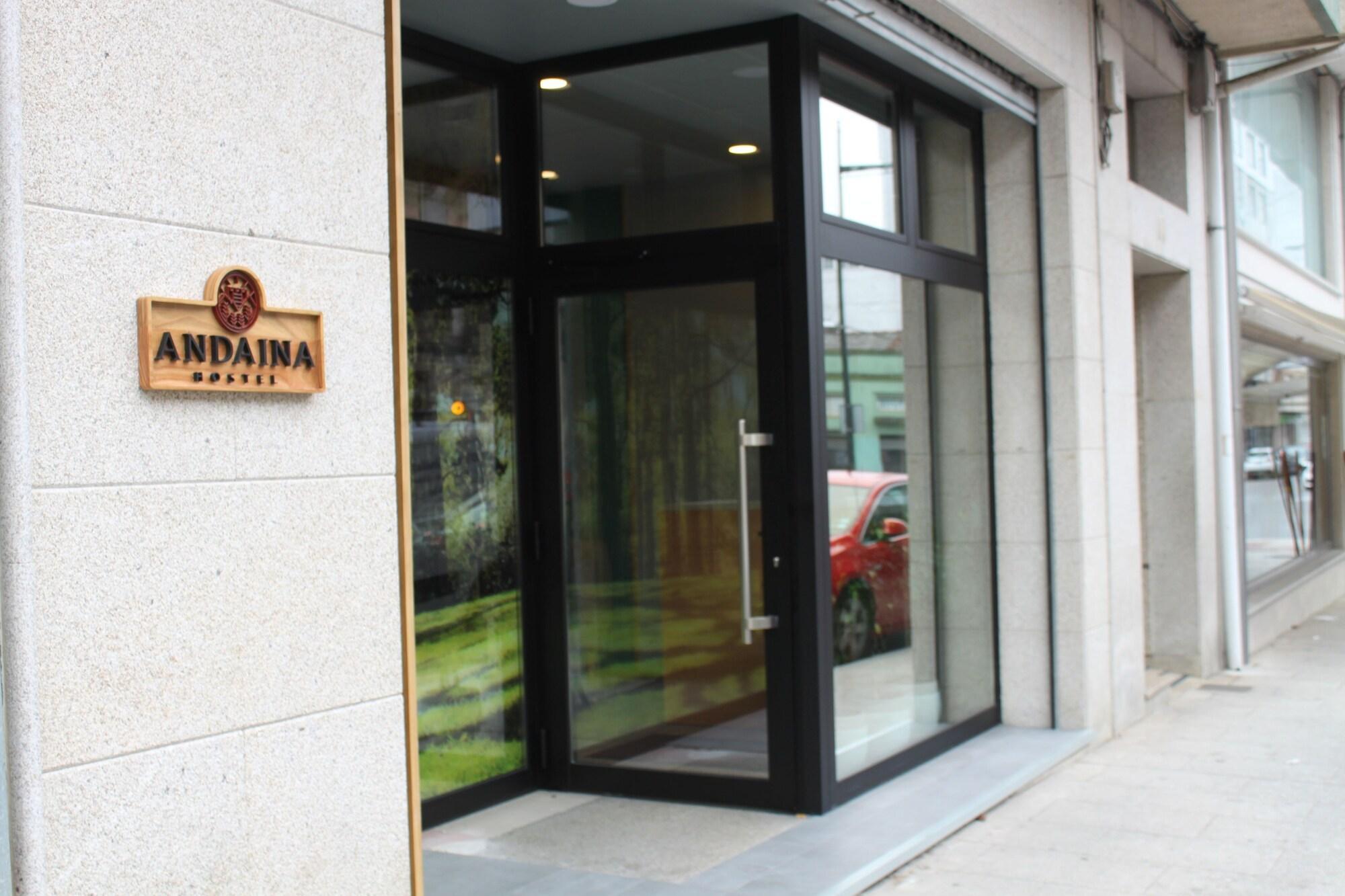 Varios Hostel Andaina