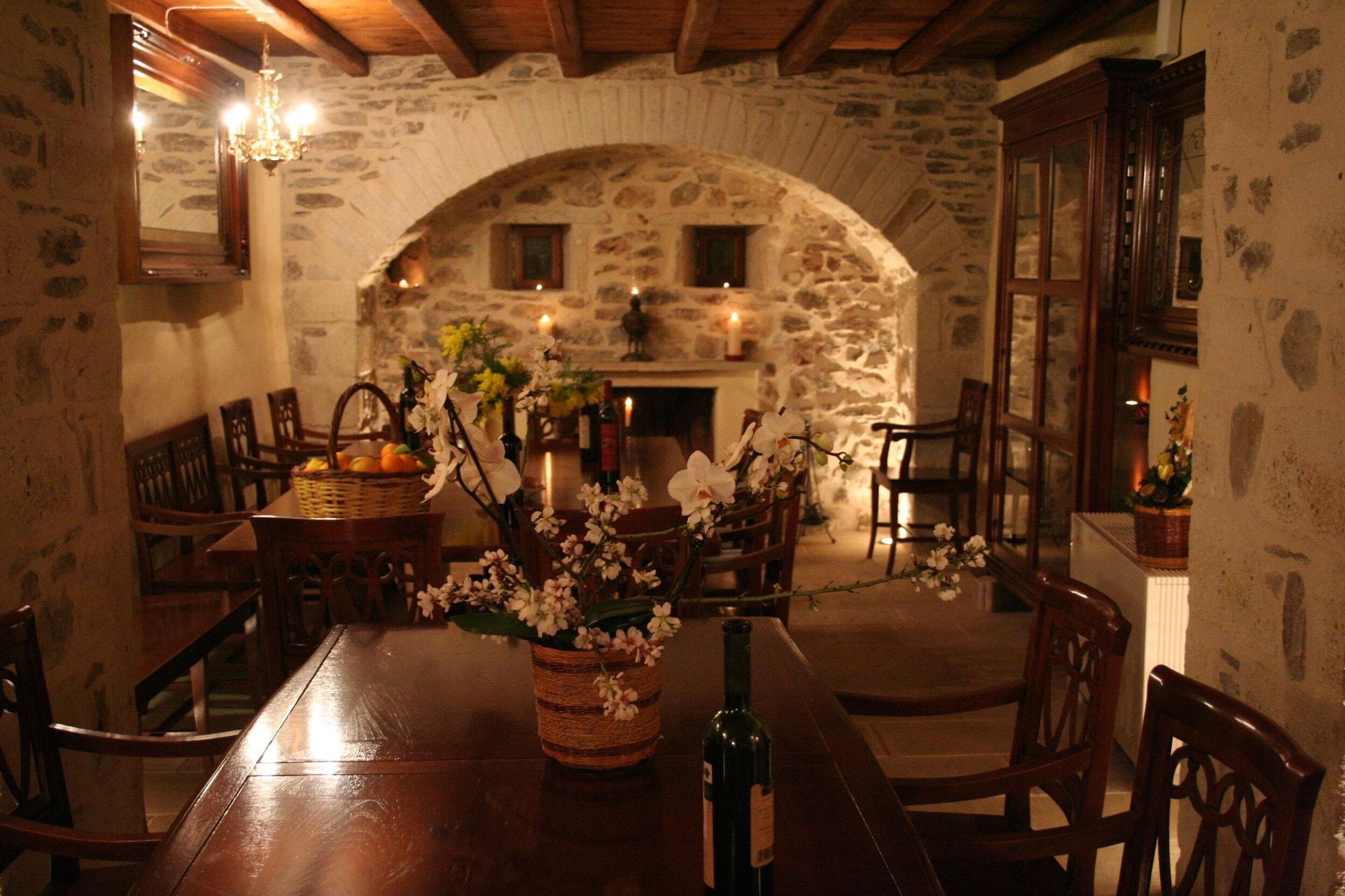 Vista Lobby Pyrgos Petropoulaki