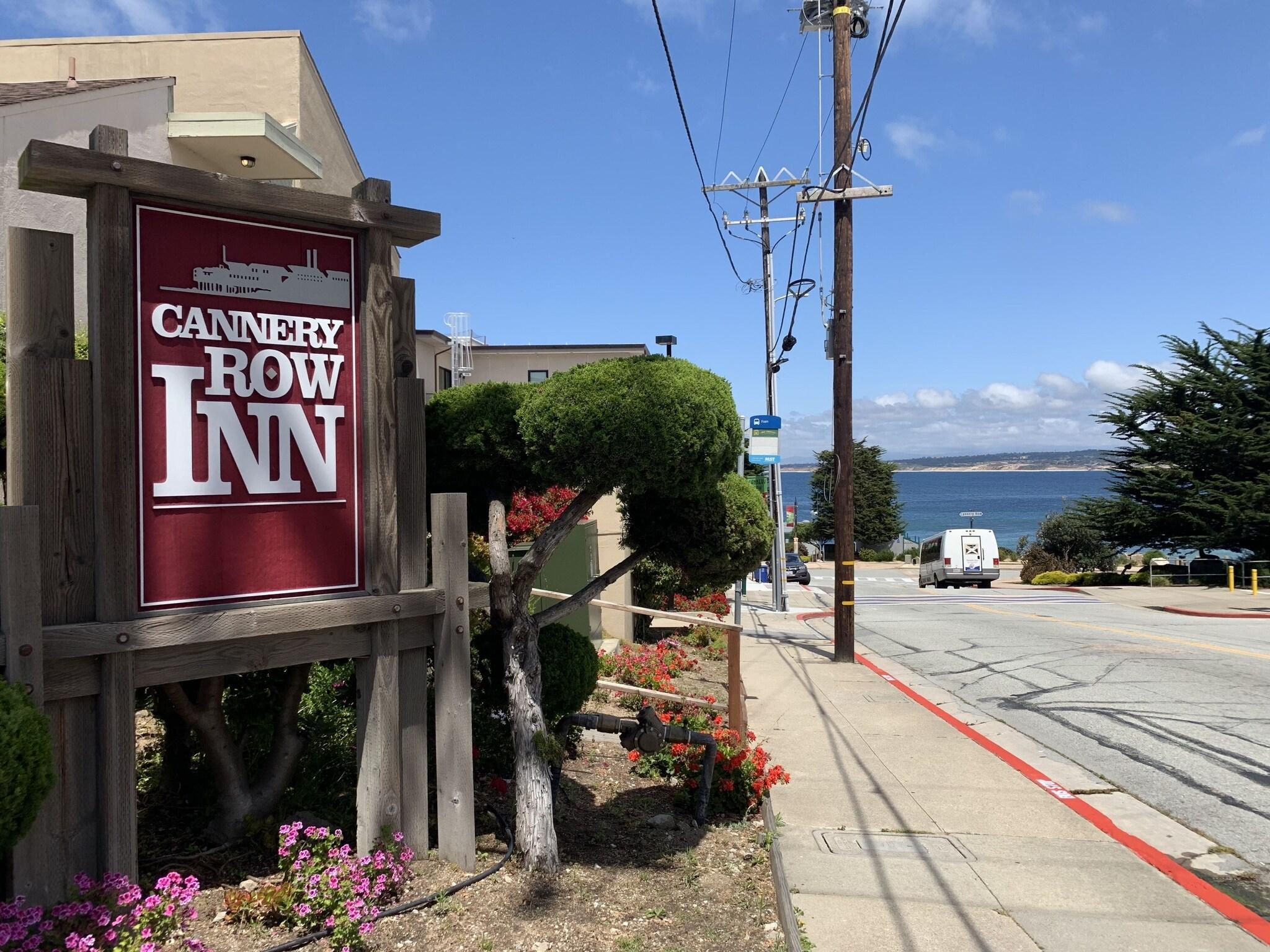 Varios Cannery Row Inn