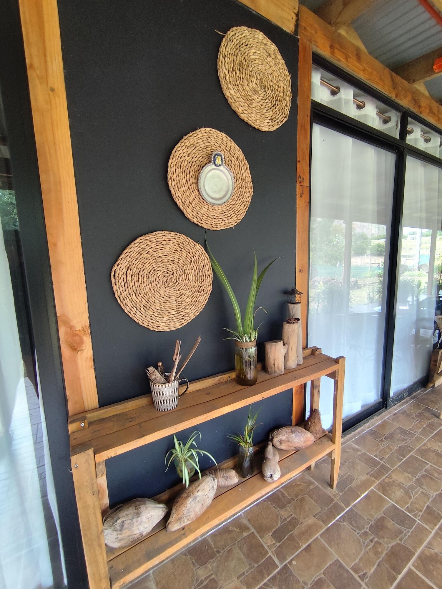 Vista Exterior HARE O MINI Suites Pridenativo Rapa Nui