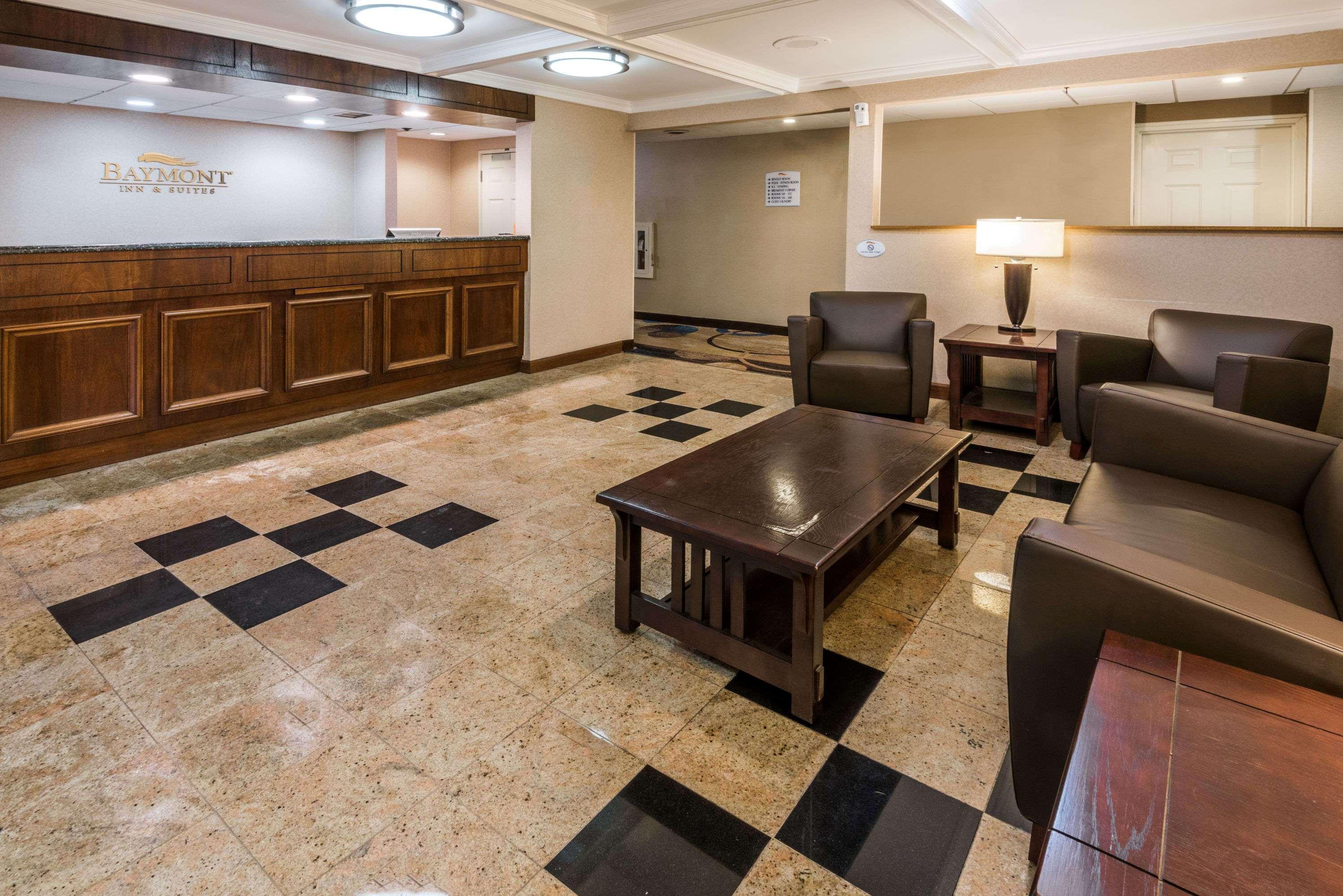 Vista Lobby Baymont By Wyndham Branford/New Haven
