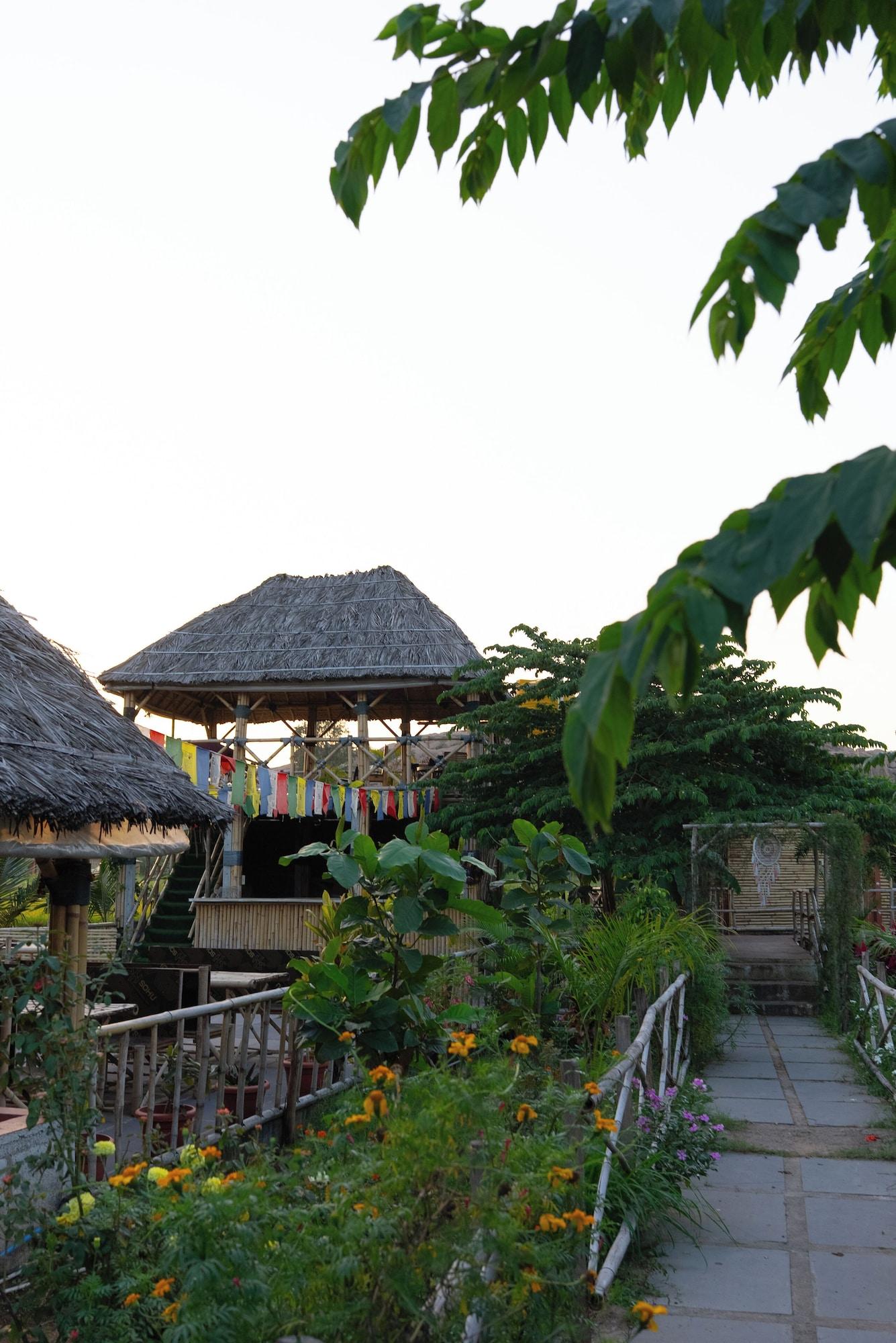Vista Lobby The Sundown Hampi