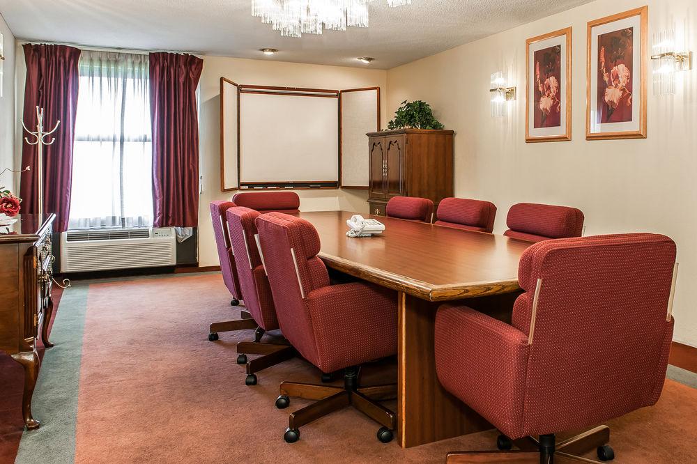 Sala de Reuniones Quality Inn & Suites Shelbyville I-74