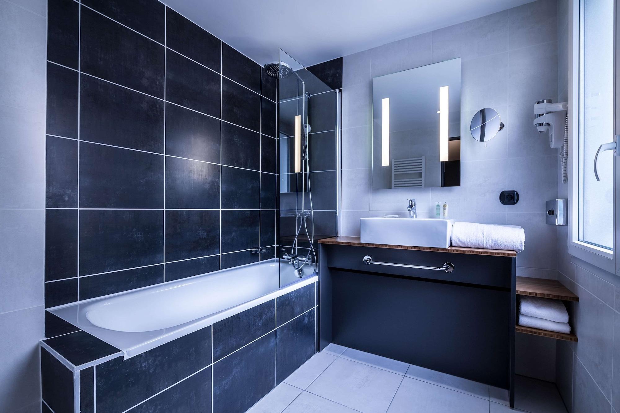 Equipamiento de Habitación Best Western Plus Suitcase Paris La Defense