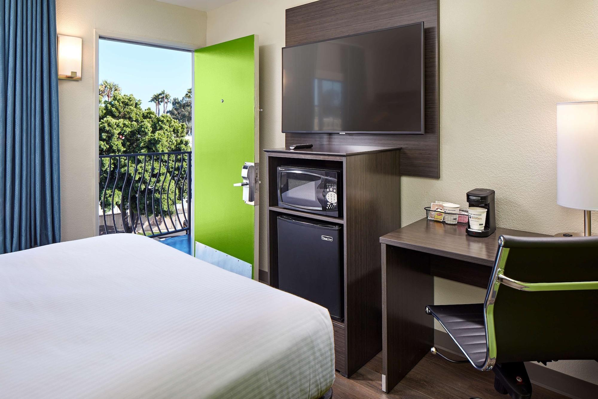 Habitación SureStay Hotel by Best Western San Diego Pacific Beach