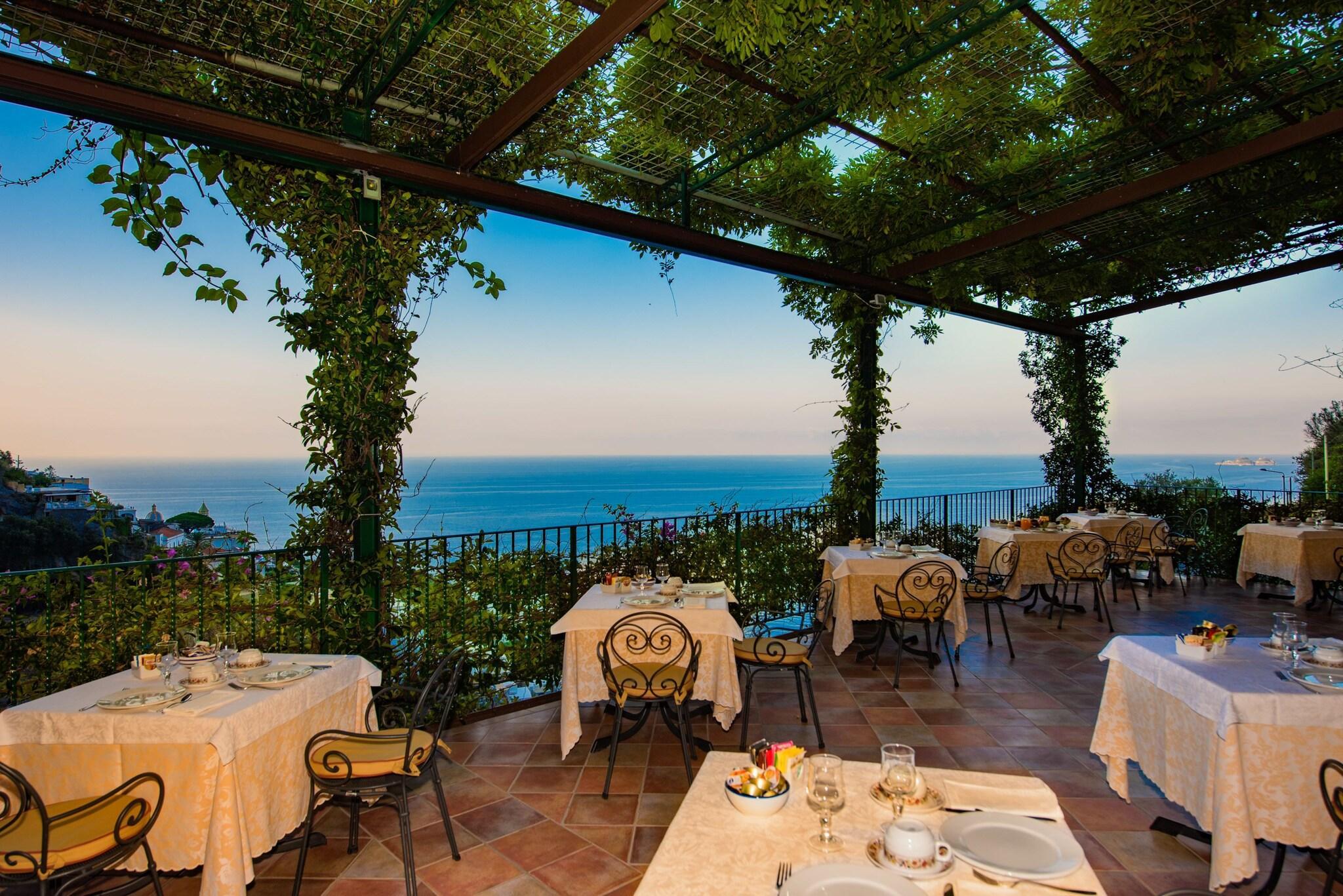 Varios Hotel Pellegrino