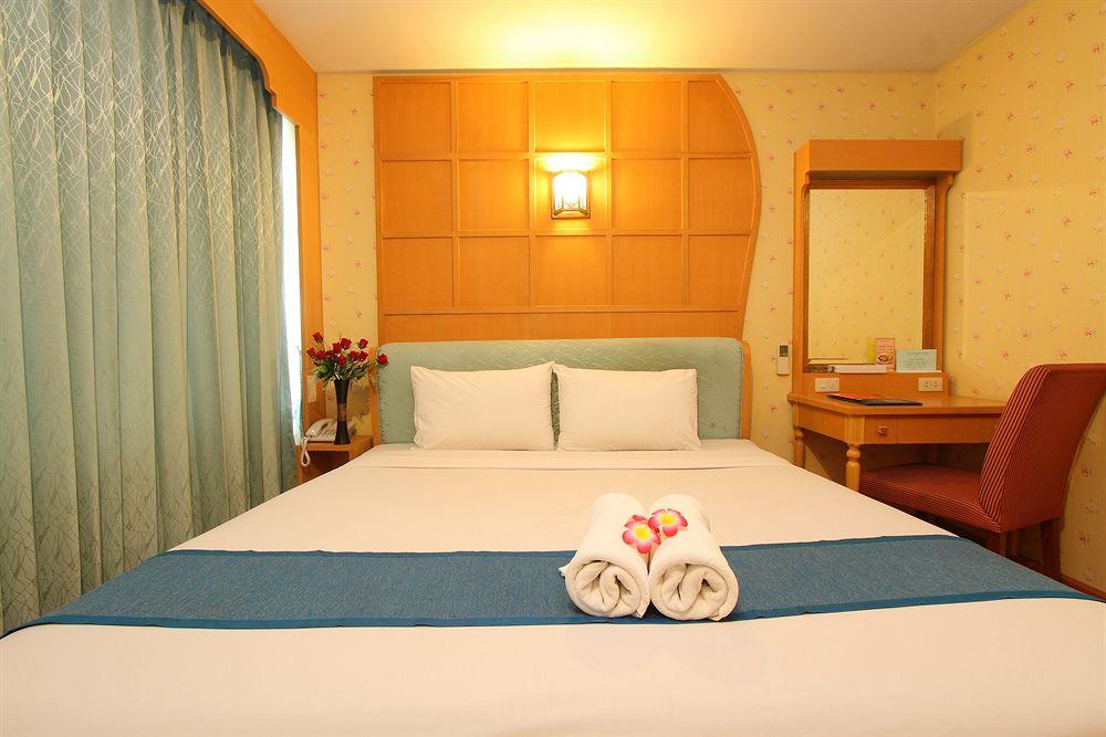Habitación Silom Avenue Inn