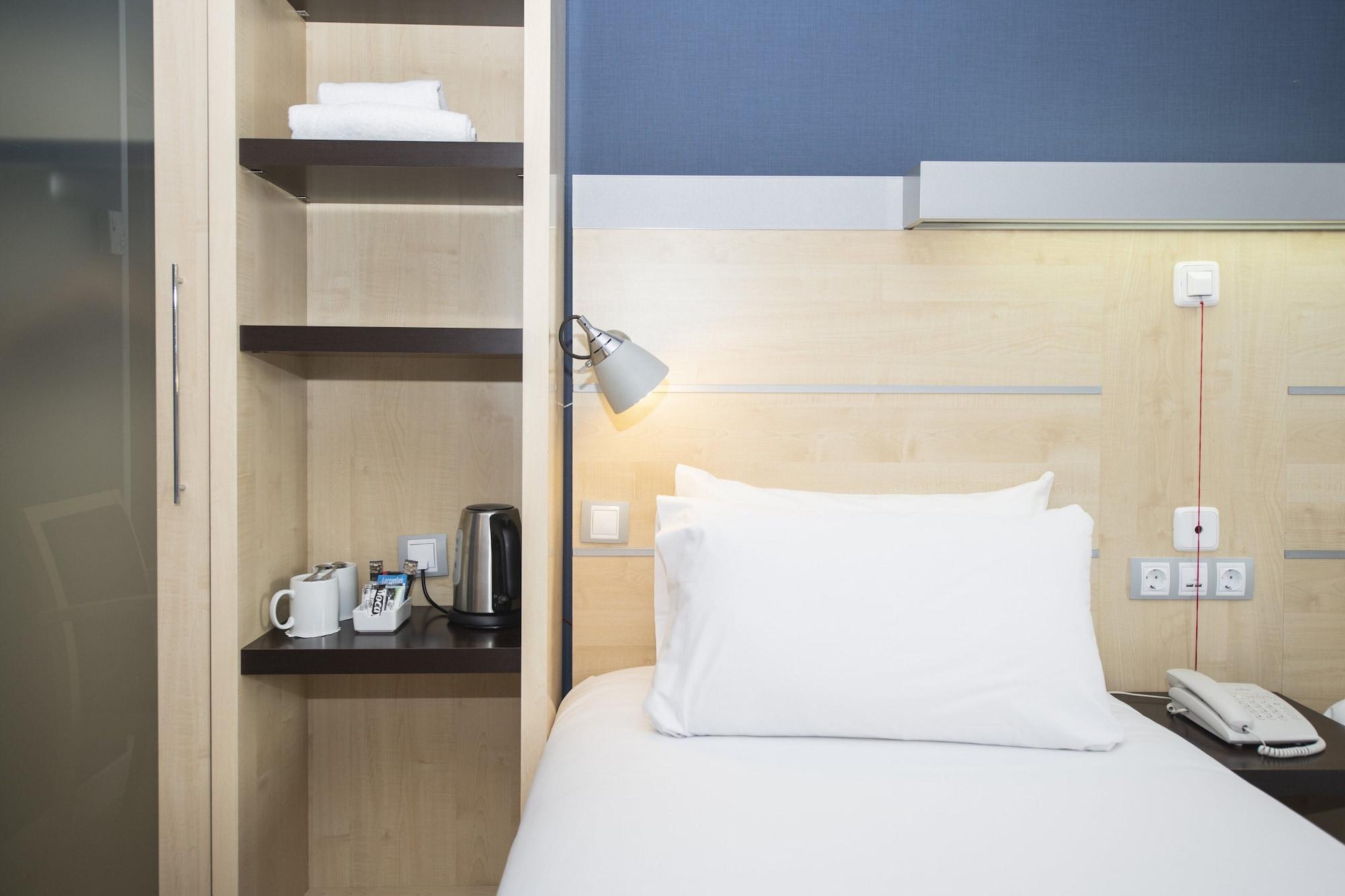 Set de Habitación Holiday Inn Express Barcelona City 22@ by IHG