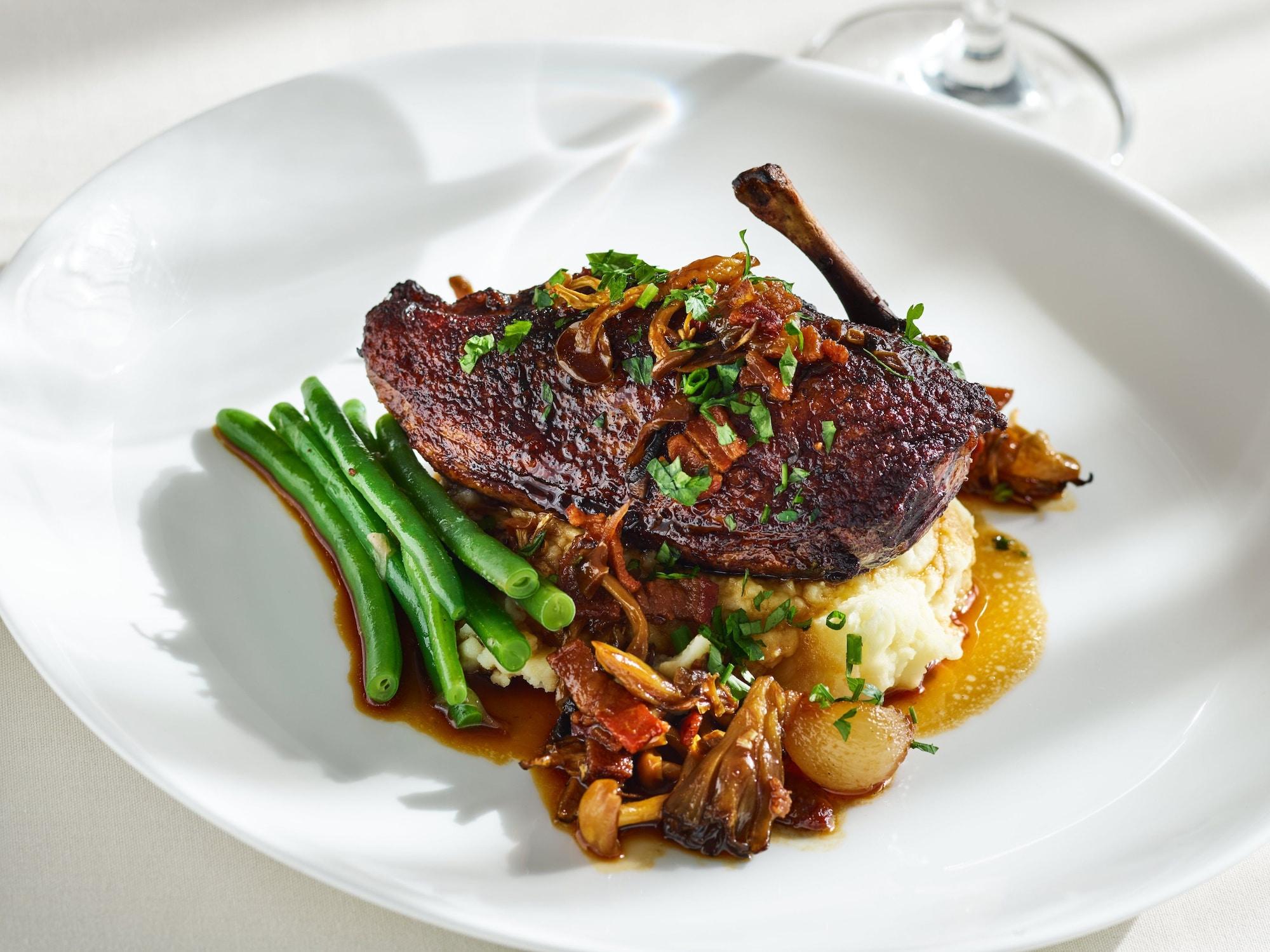 Restaurant The Nines, a Luxury Collection Hotel, Portland