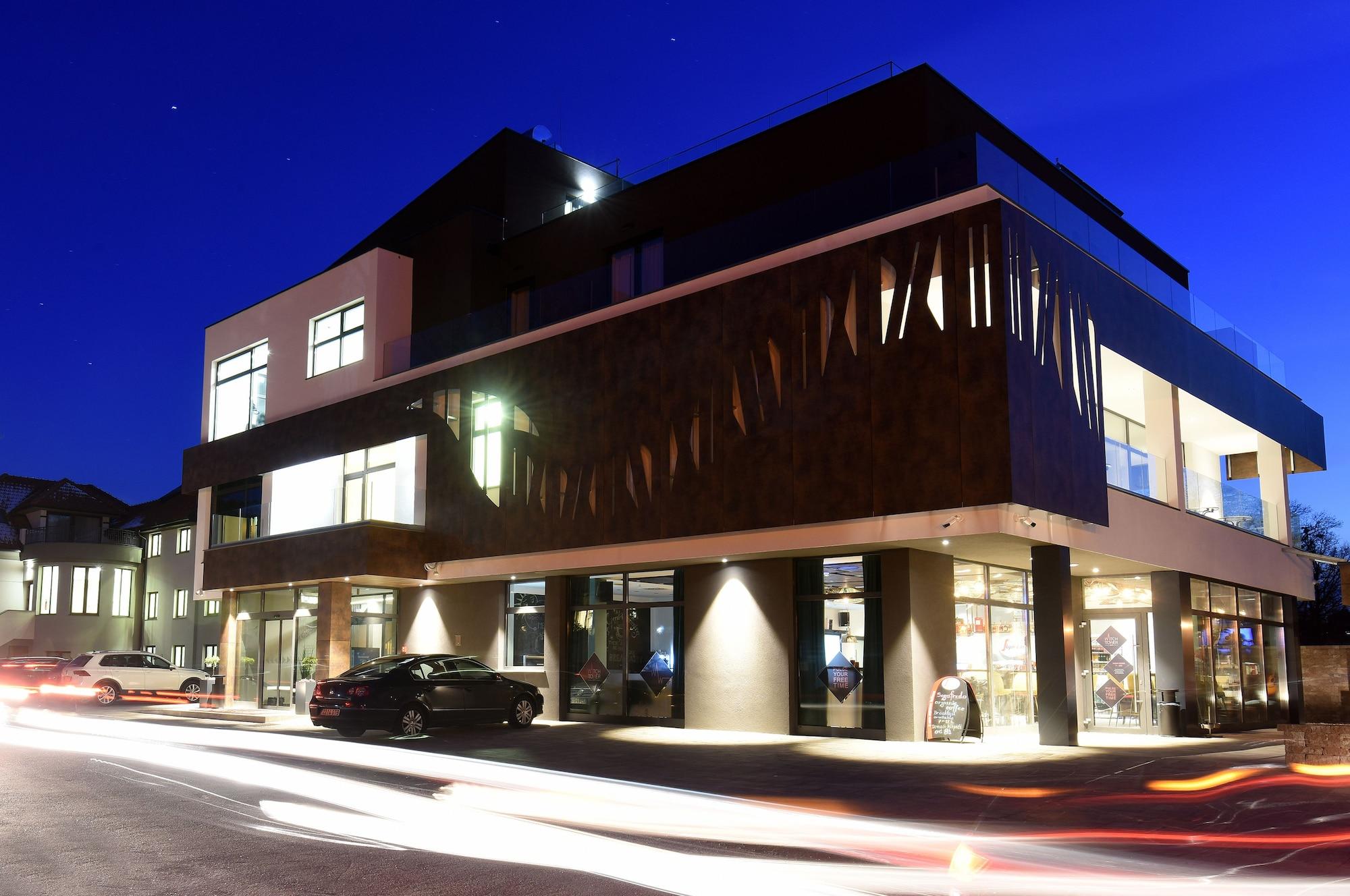 Varios Hotel Castellum