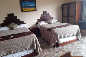Alquiler Vacacional - Just Steps to the Beach! Kick Off Your Shoes, Relax, You're at Beach Bungalow