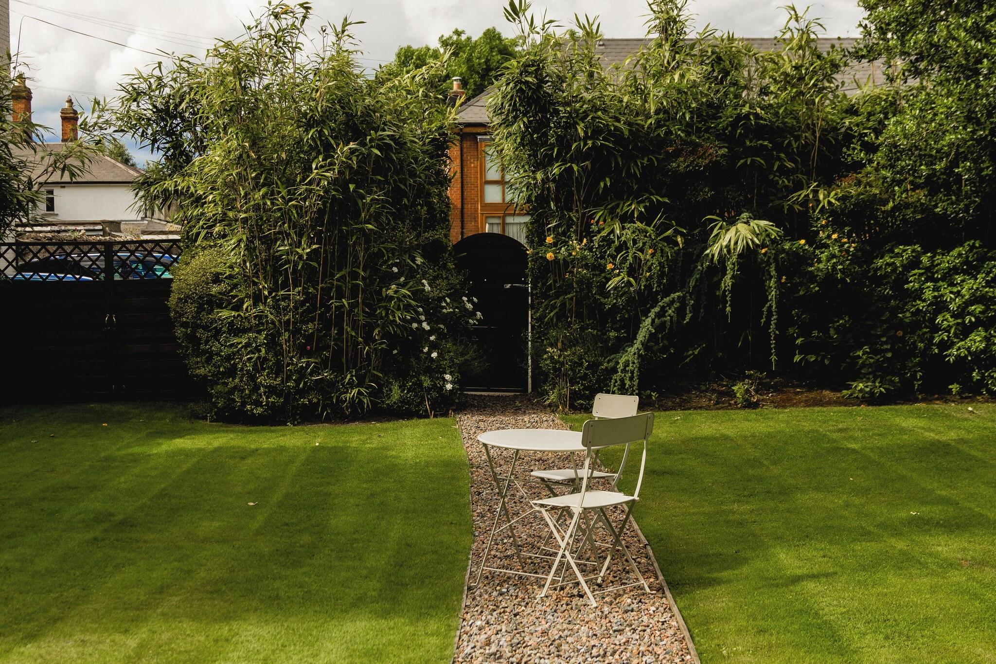 Vista Lobby Ariel House