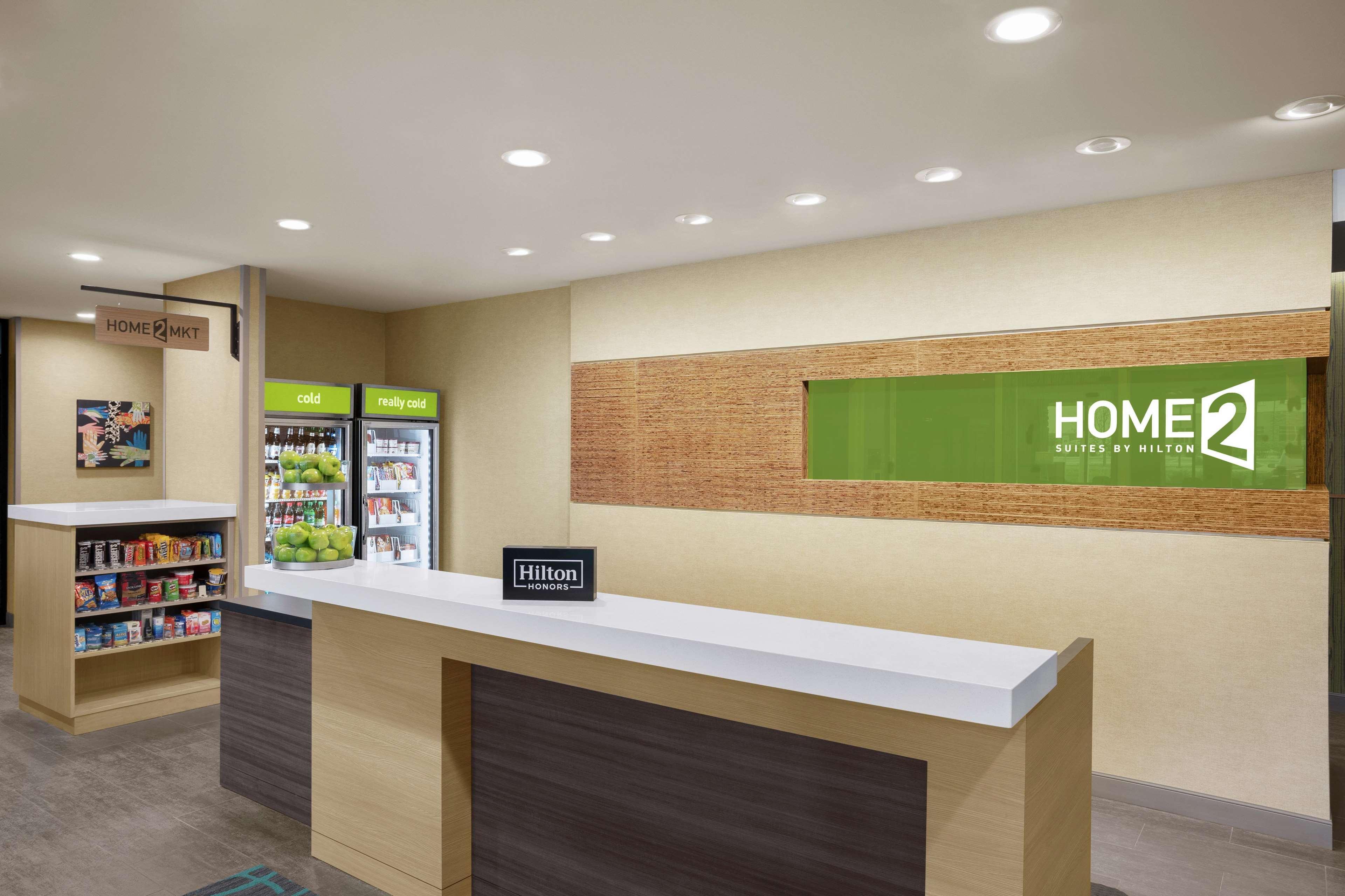 Vista Lobby Home2 Suites by Hilton Warminster Horsham