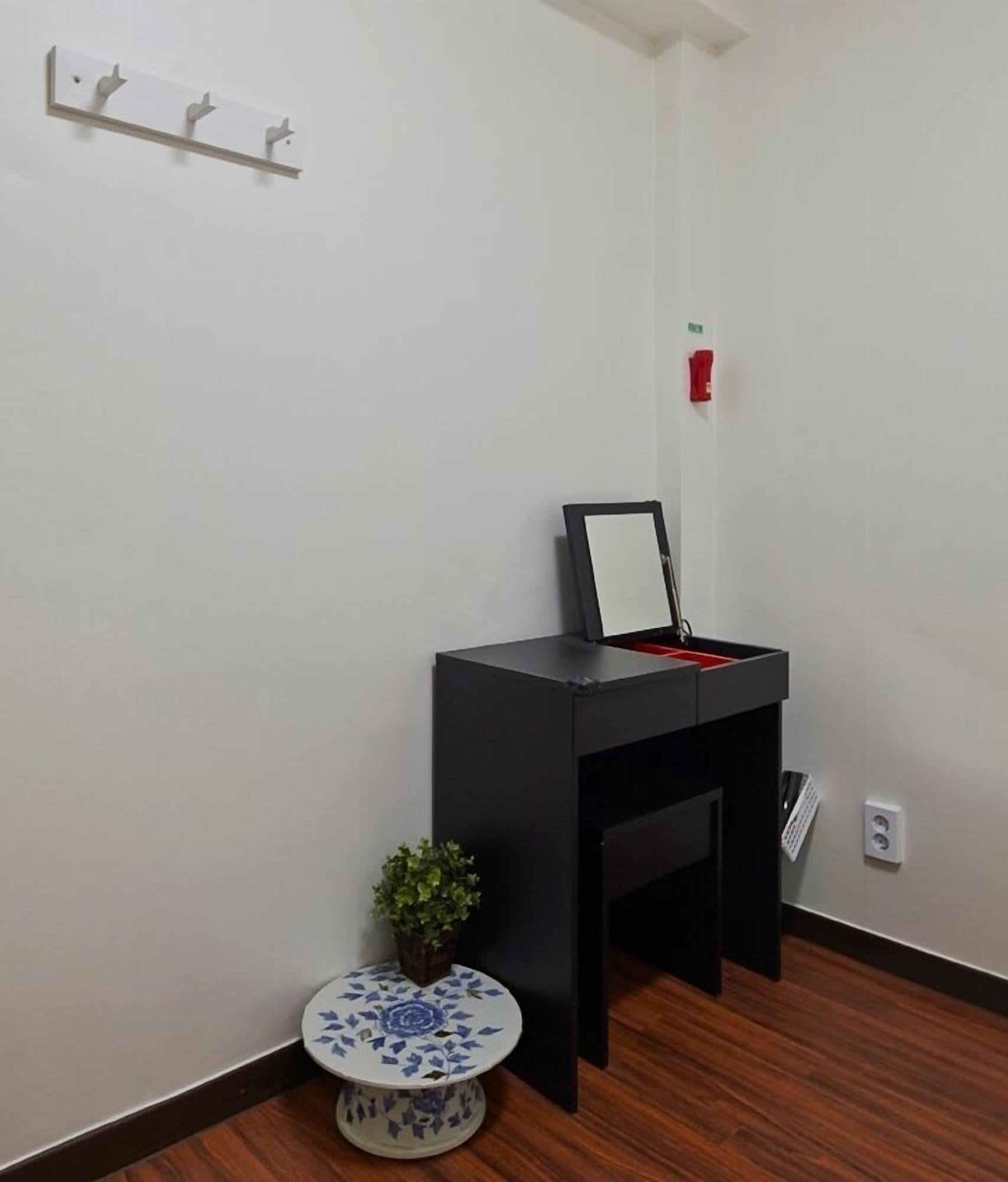 Set de Habitación Jiwoljang Guest House