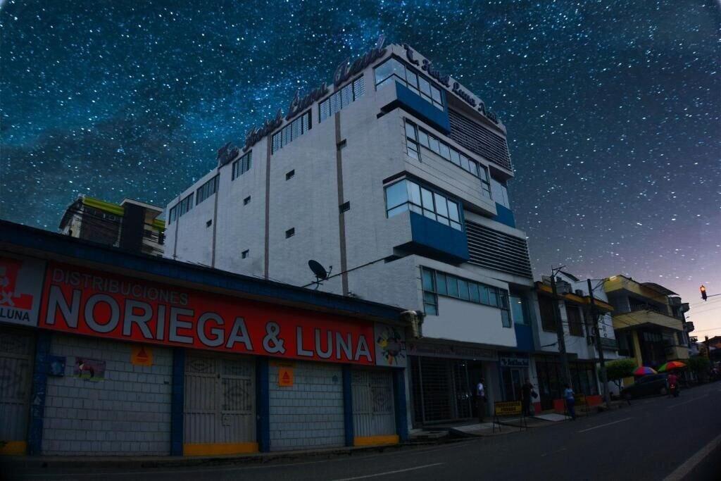 Varios Hotel Luna Azul