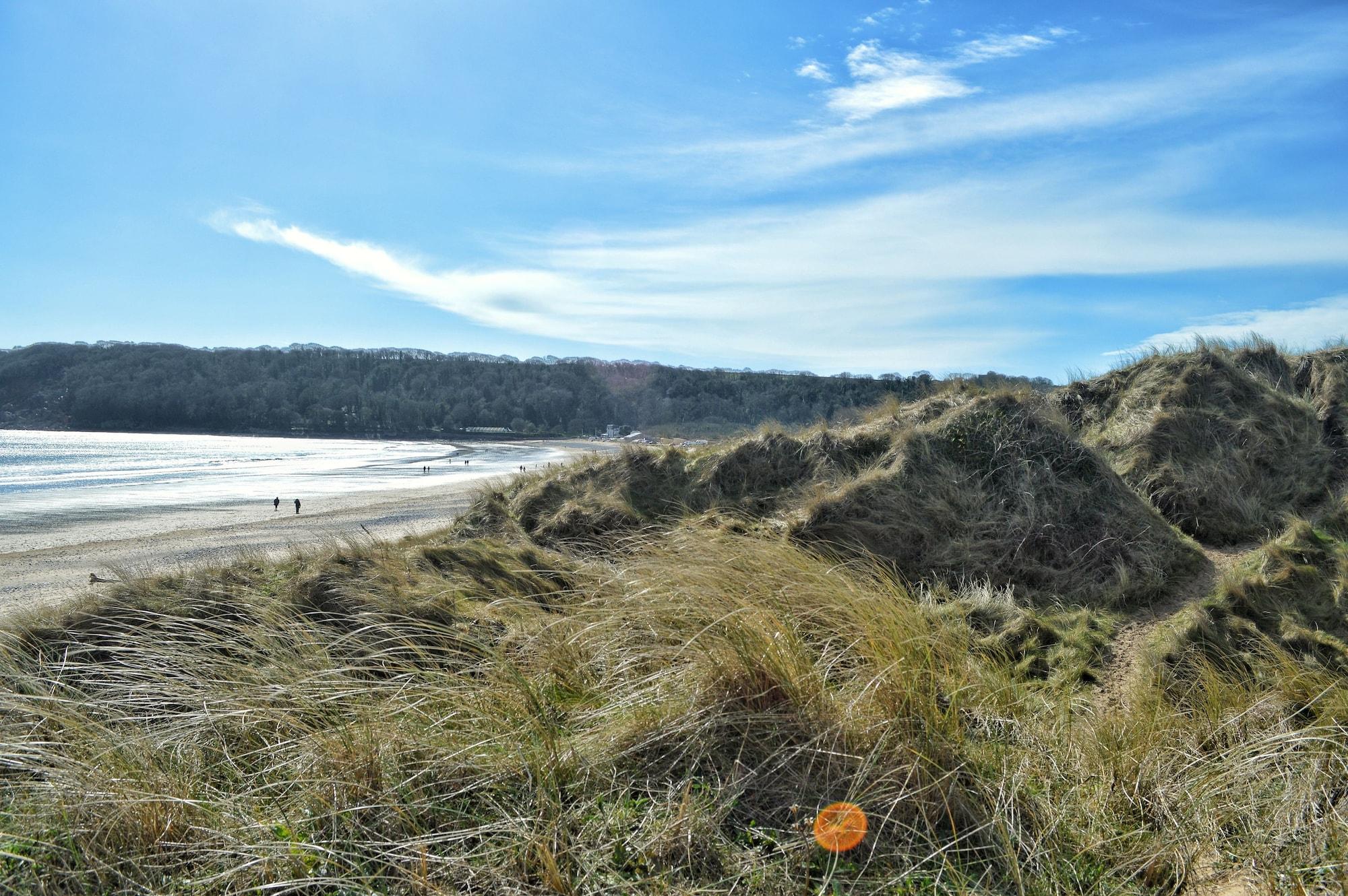 Playa Oxwich Bay Hotel
