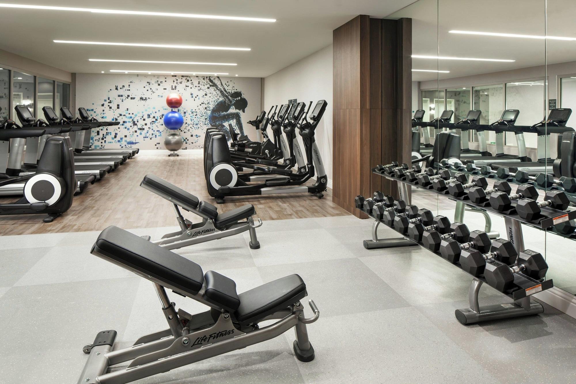 Gimnasio Sheraton Los Angeles San Gabriel