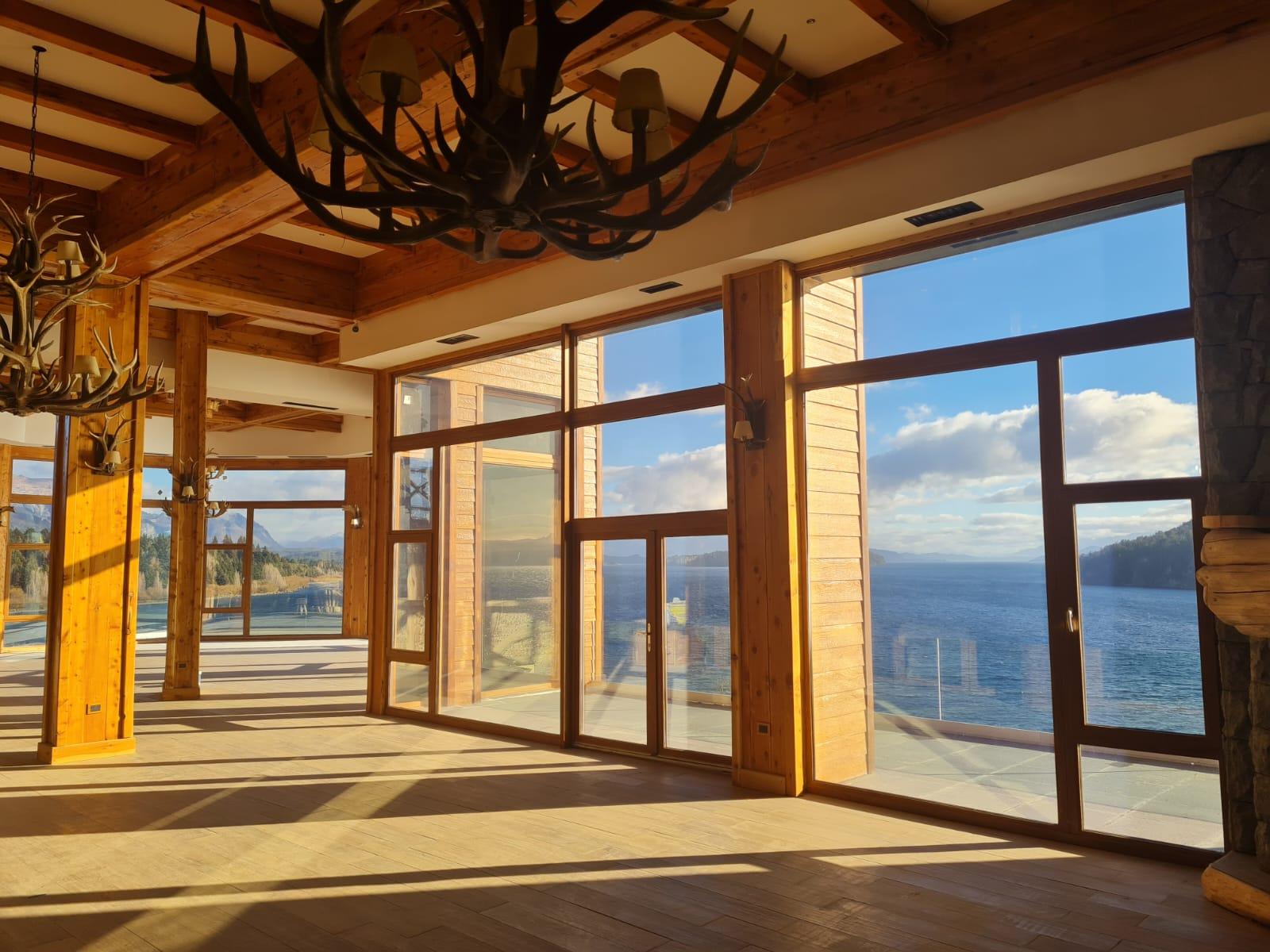 Vista Lobby Charming Residences & Suites with Private Spa