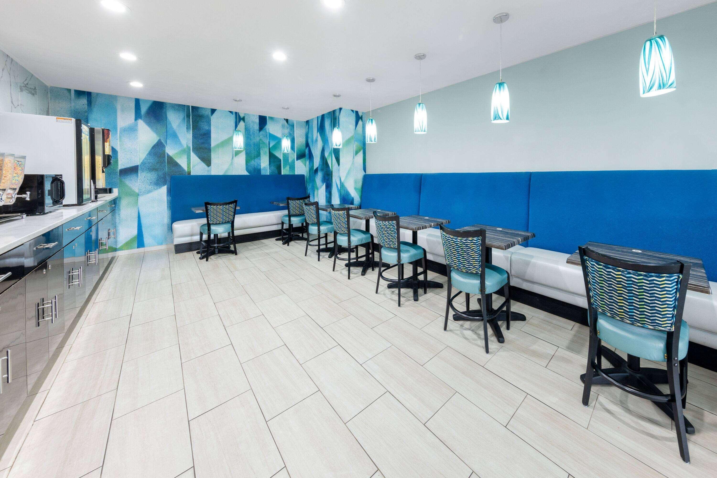 Restaurant Days Inn By Wyndham Springville