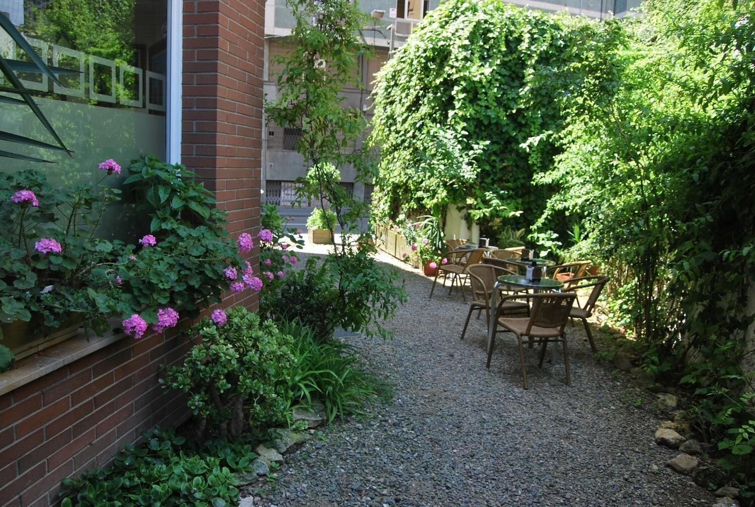 Comodidades del Alojamiento Hostal Alhambra Tarragona