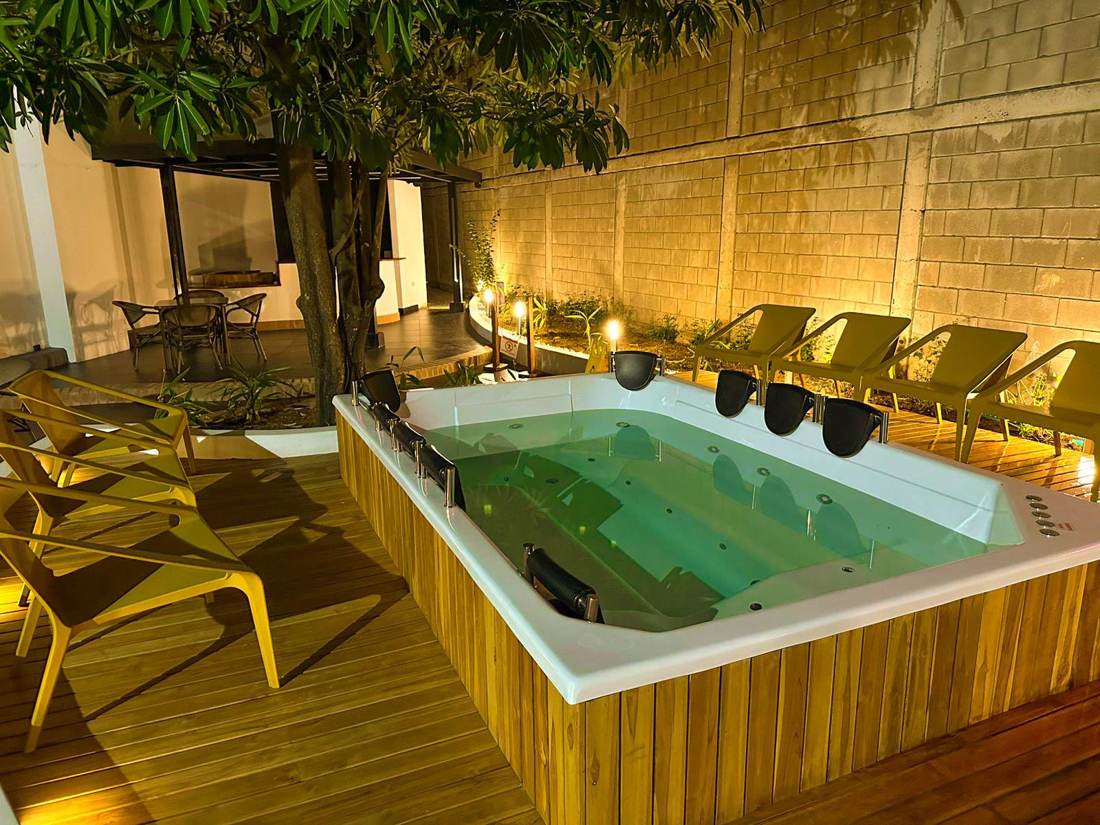 Hidromasaje Pop Art Hotel CLC Mamonal Cartagena