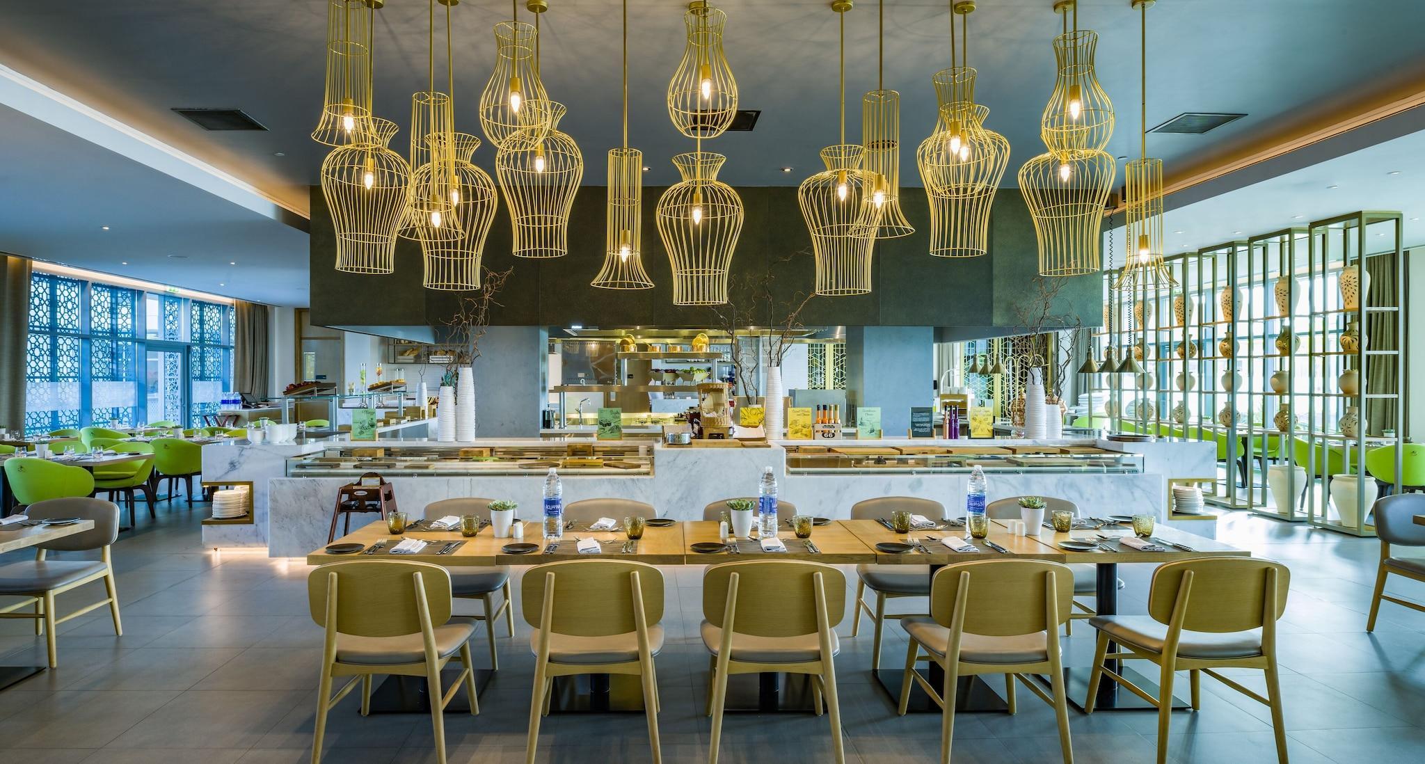 Restaurant Novotel Muscat Airport