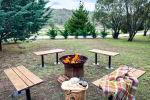 Alojamiento - Hamilton House - Snowy Mountains
