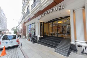 Alojamiento - Grand Rosa Hotel