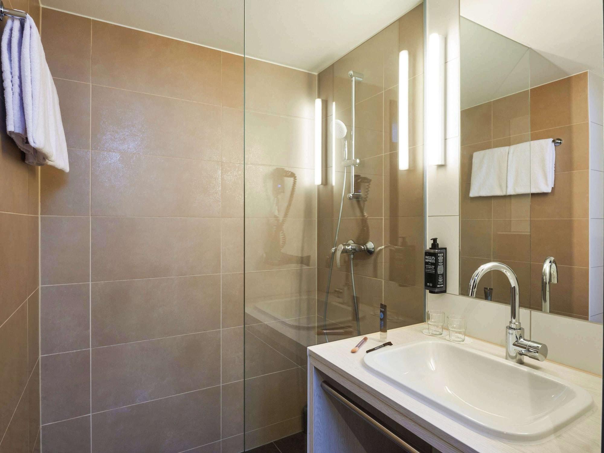 Equipamiento de Habitación Ibis Styles Singen